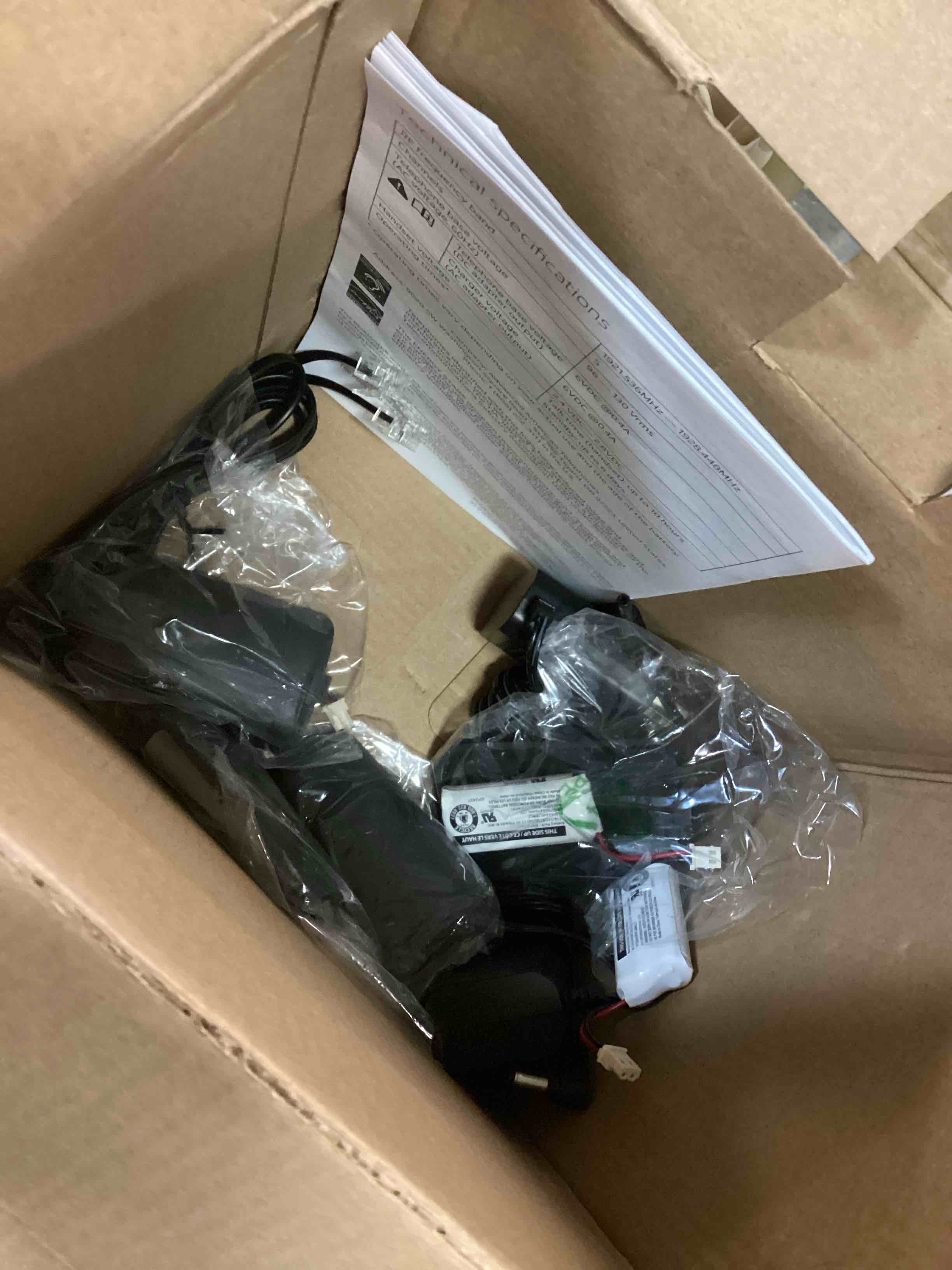 https://s3.amazonaws.com/lotting-images-prod/bidfta/PNK1574749_1734464719165.jpeg