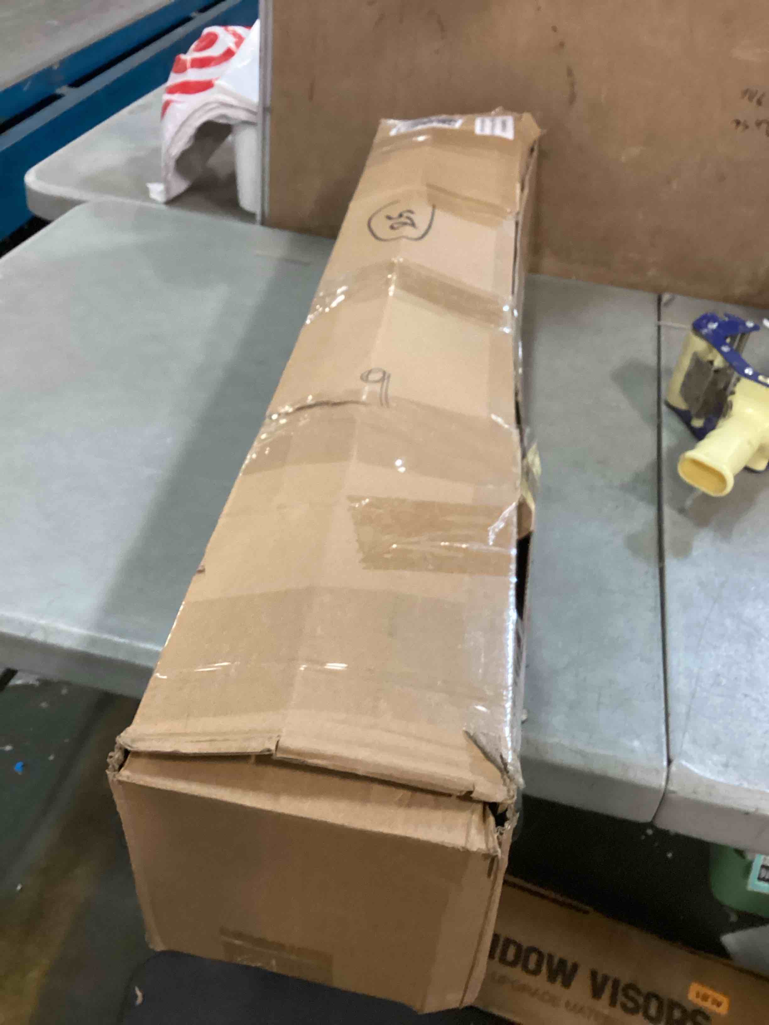 https://s3.amazonaws.com/lotting-images-prod/bidfta/PNK1574947_1734546606117.jpeg