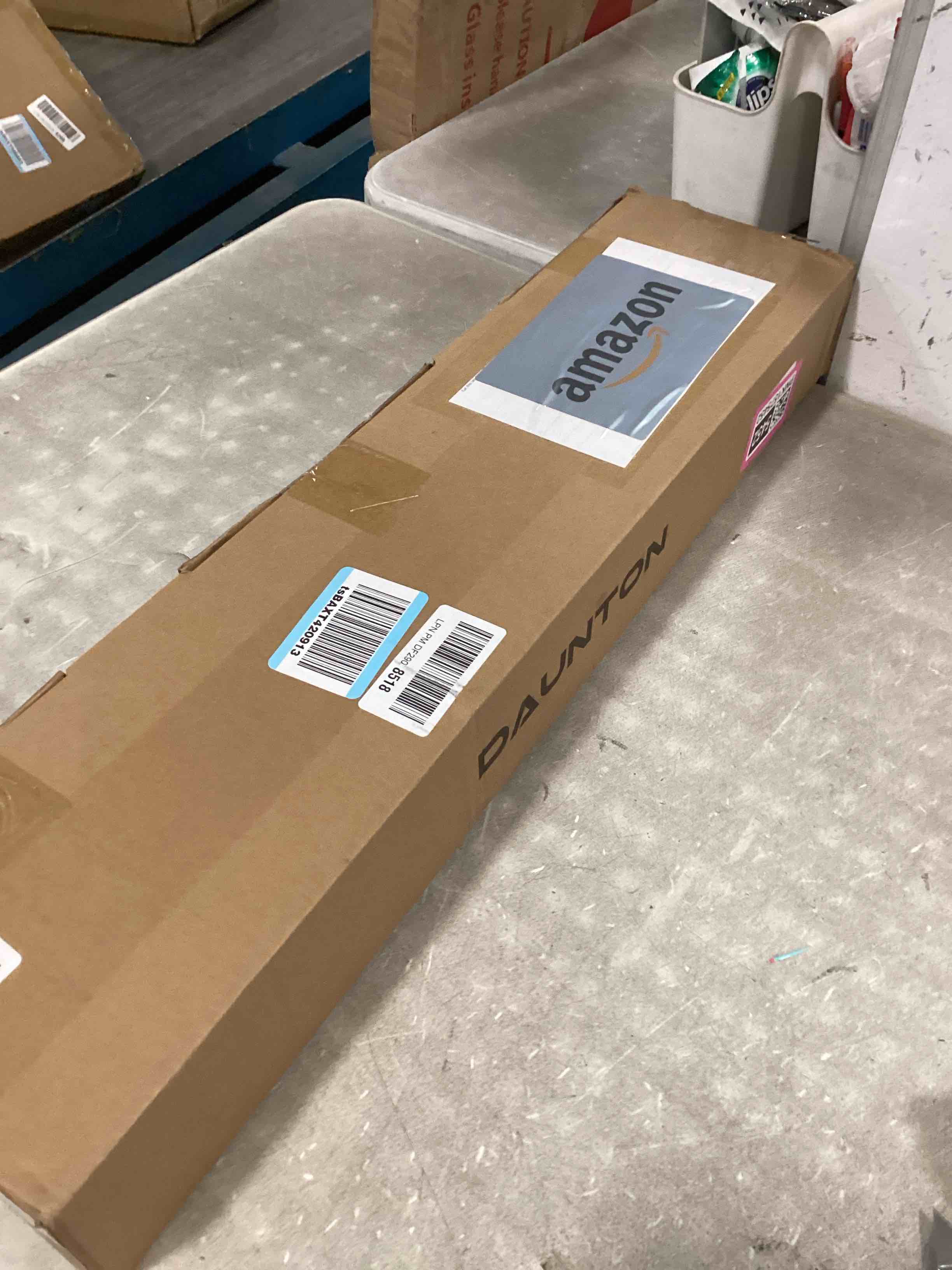 https://s3.amazonaws.com/lotting-images-prod/bidfta/PNK1575452_1734722599506.jpeg