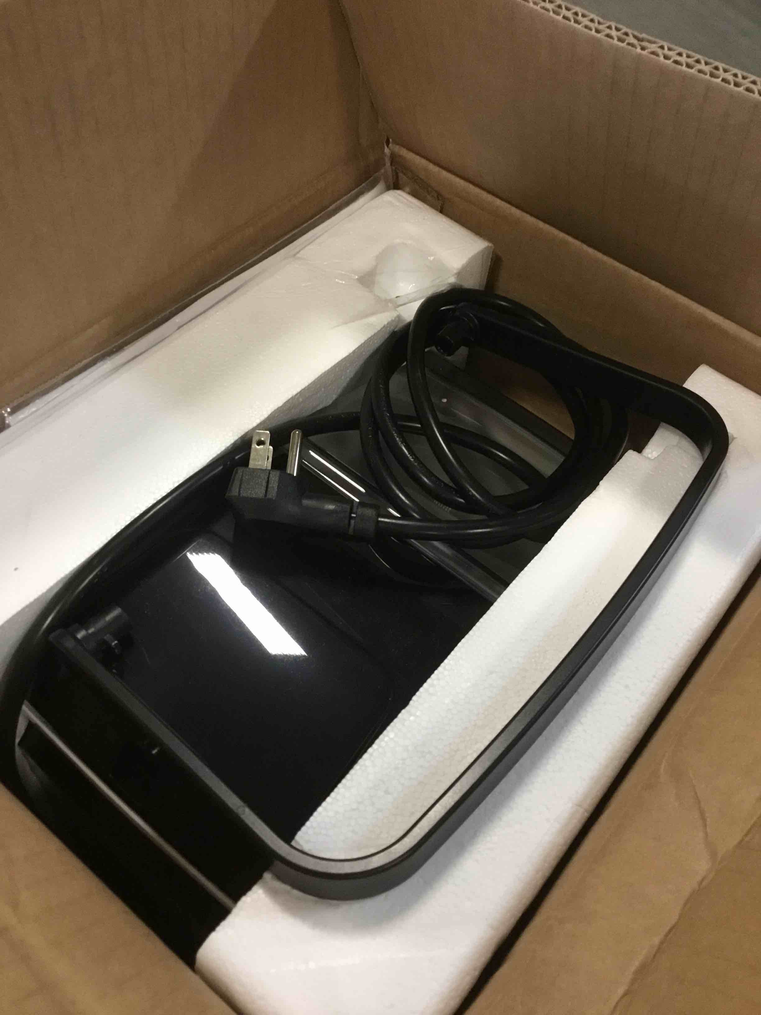 https://s3.amazonaws.com/lotting-images-prod/bidfta/PNK1575594_1735237018352.jpeg