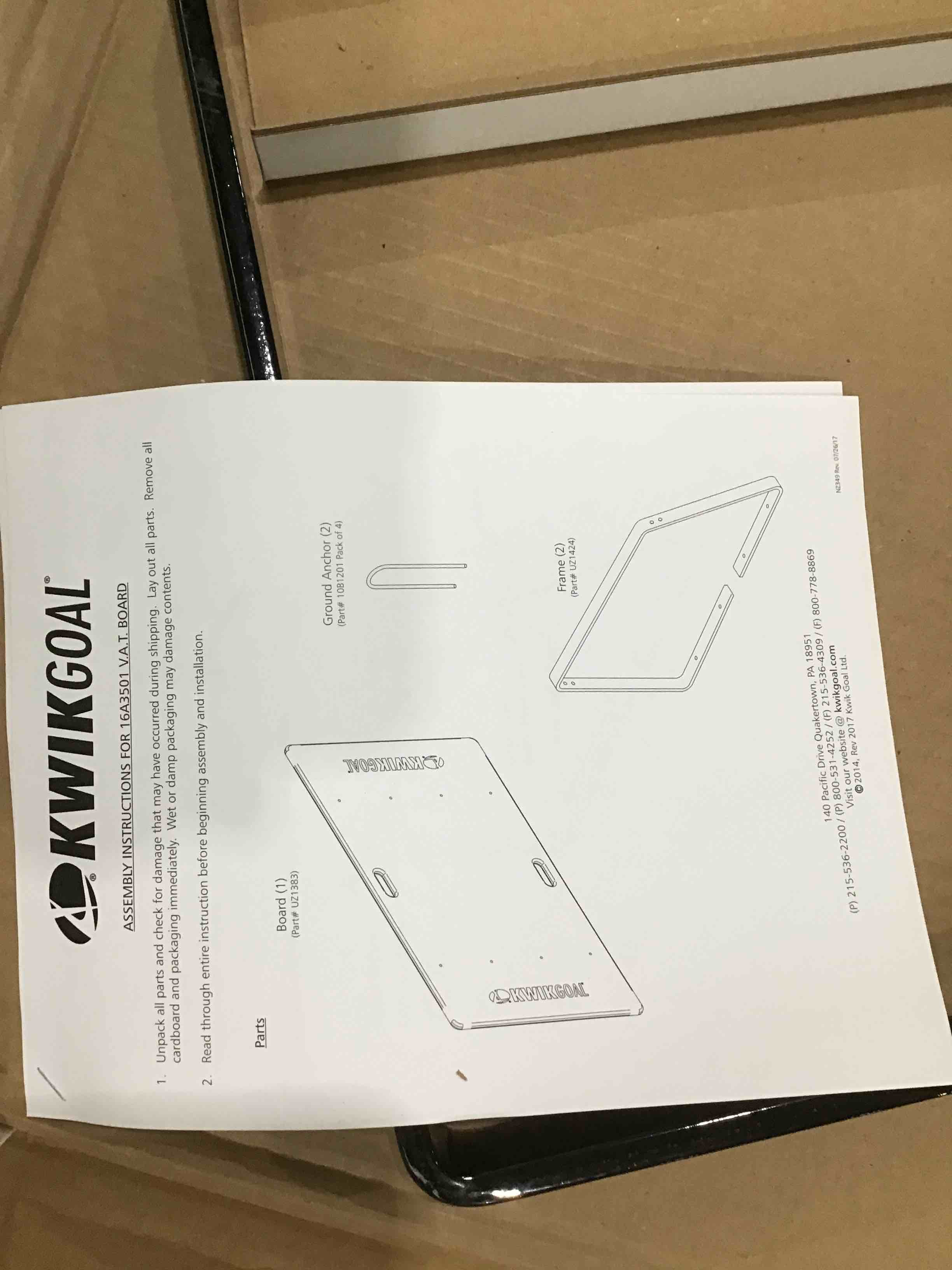 https://s3.amazonaws.com/lotting-images-prod/bidfta/PNK1582773_1741787342587.jpeg