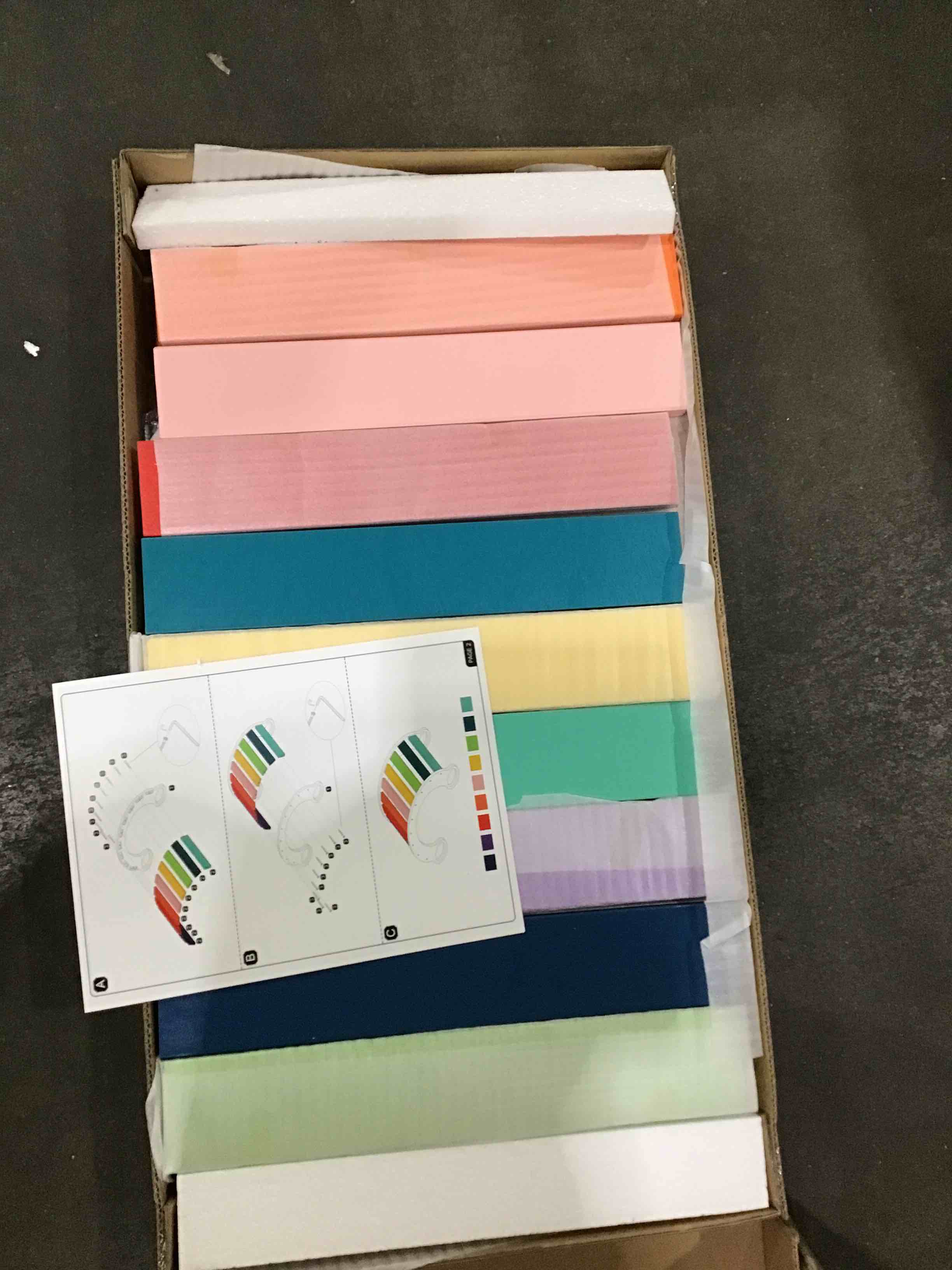 https://s3.amazonaws.com/lotting-images-prod/bidfta/PNK1584951_1743792569563.jpeg