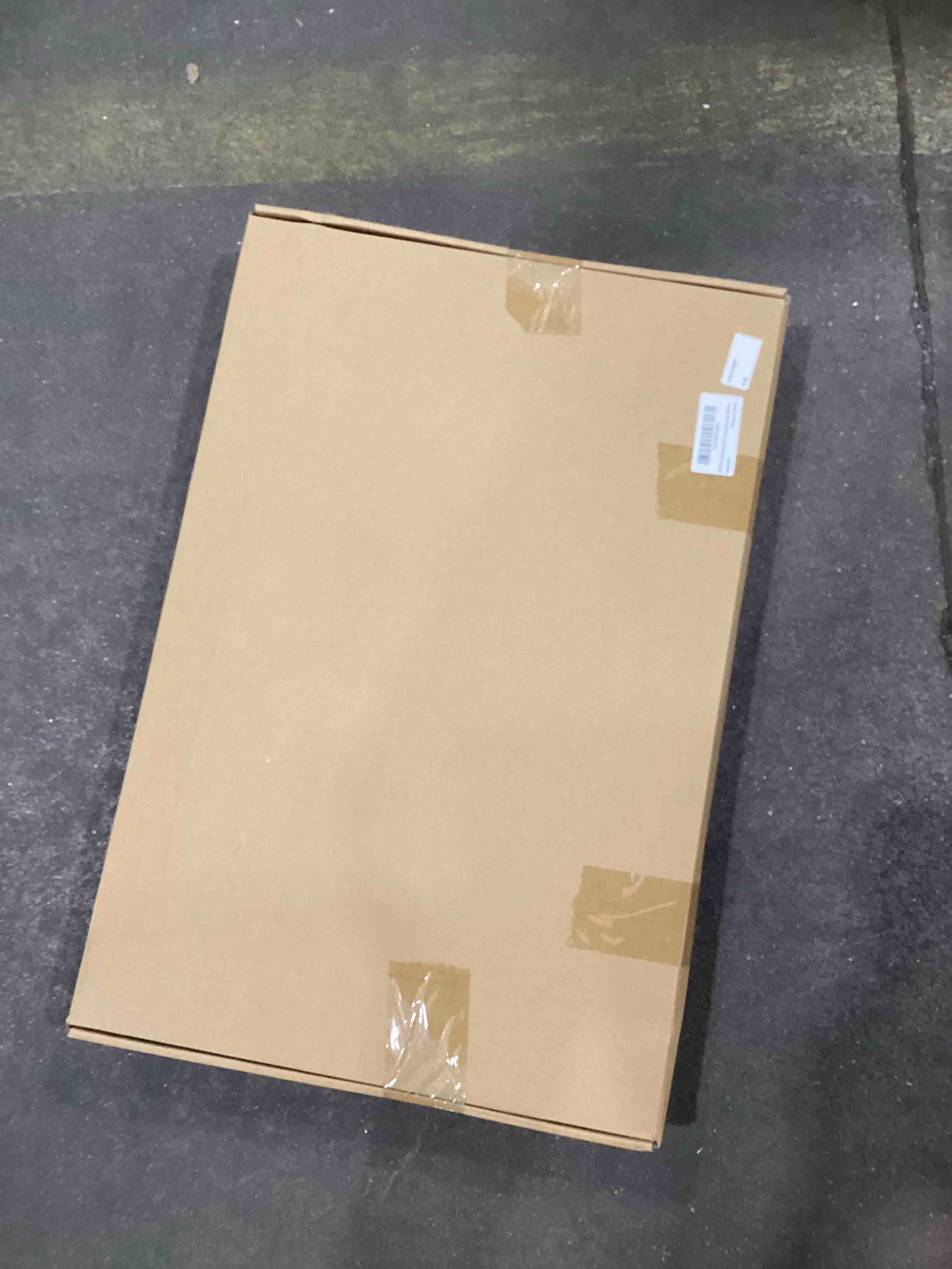 https://s3.amazonaws.com/lotting-images-prod/bidfta/PNK1585081_1749557525327.jpeg