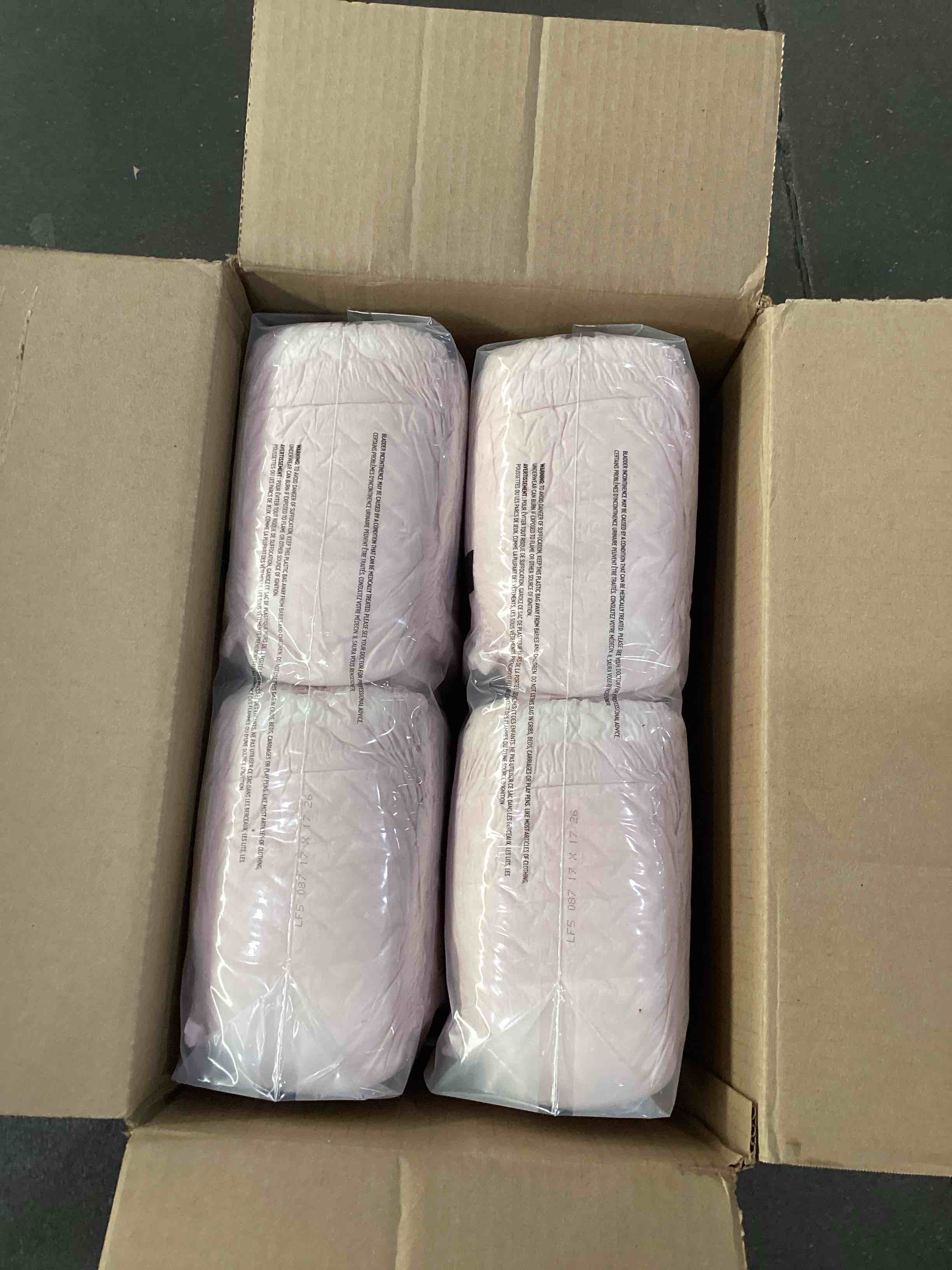 https://s3.amazonaws.com/lotting-images-prod/bidfta/PNK1586179_1750363915489.jpeg
