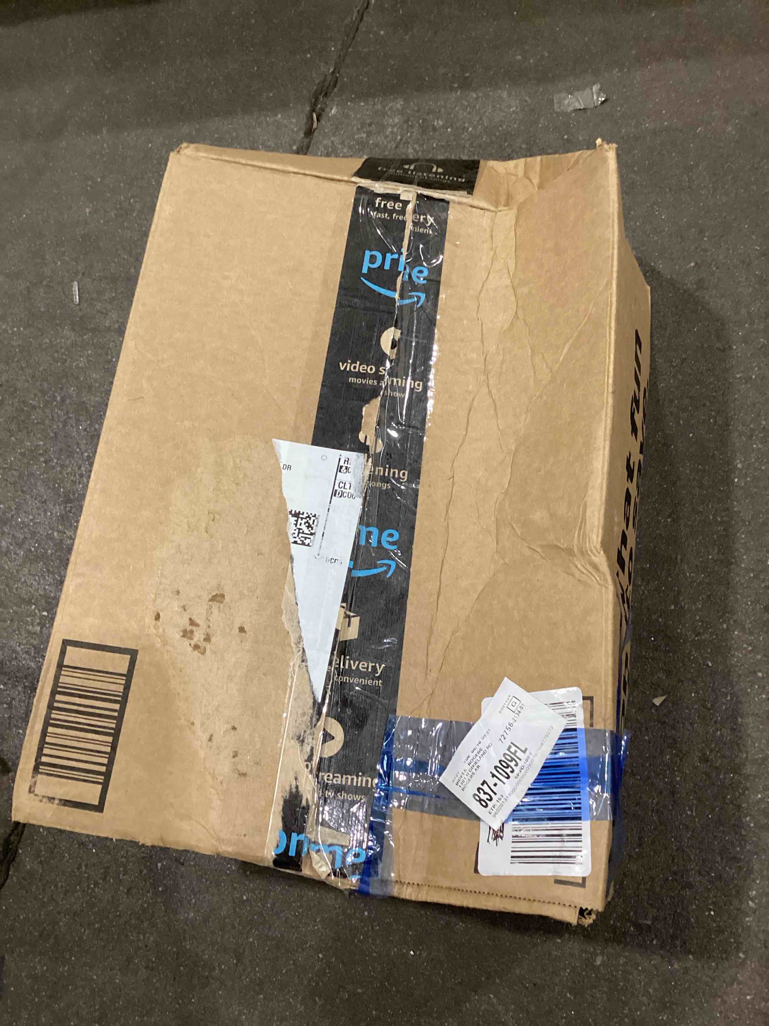 https://s3.amazonaws.com/lotting-images-prod/bidfta/PNK1586194_1750424143843.jpeg
