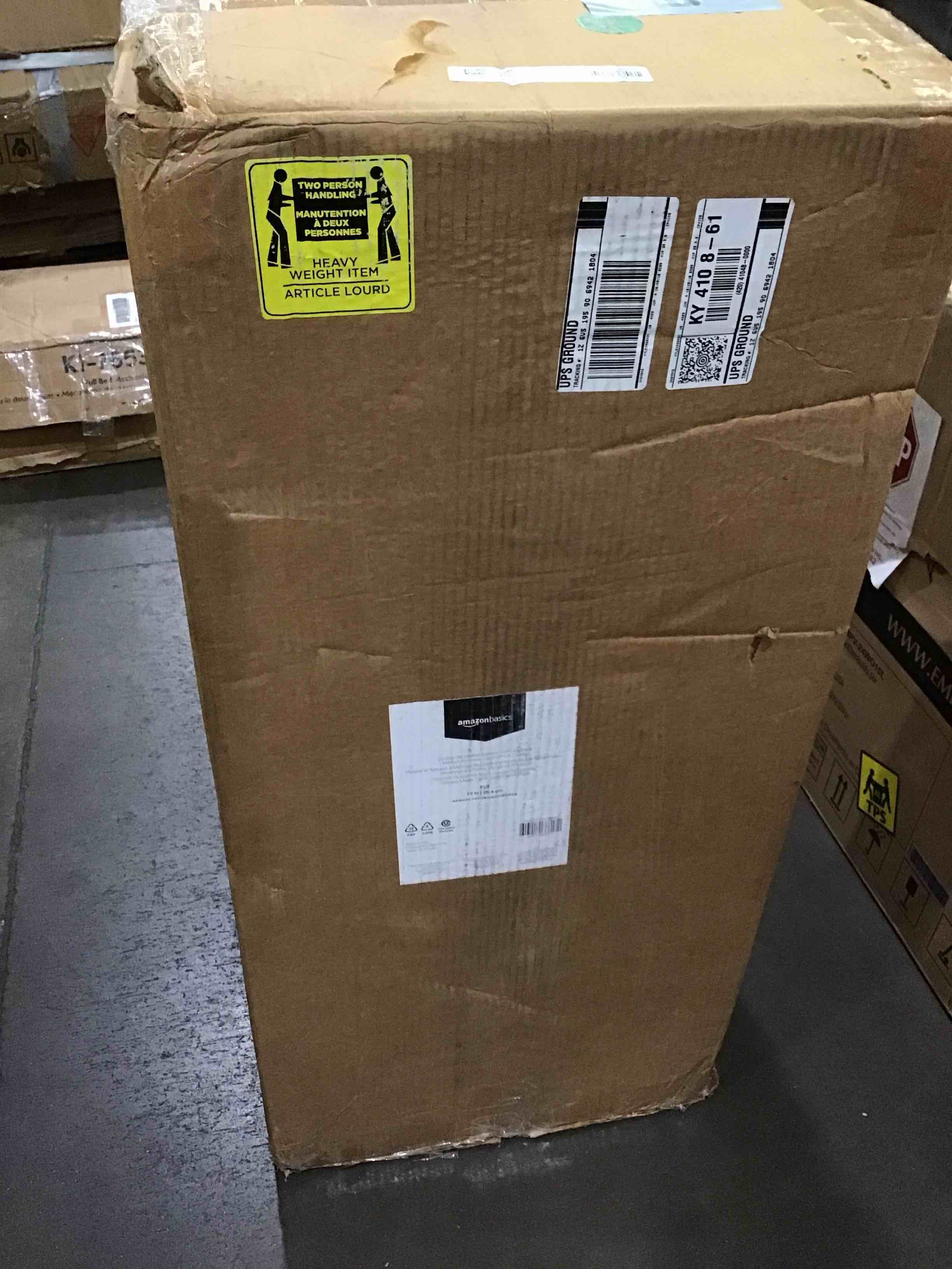 https://s3.amazonaws.com/lotting-images-prod/bidfta/PNK1586515_1750958157414.jpeg