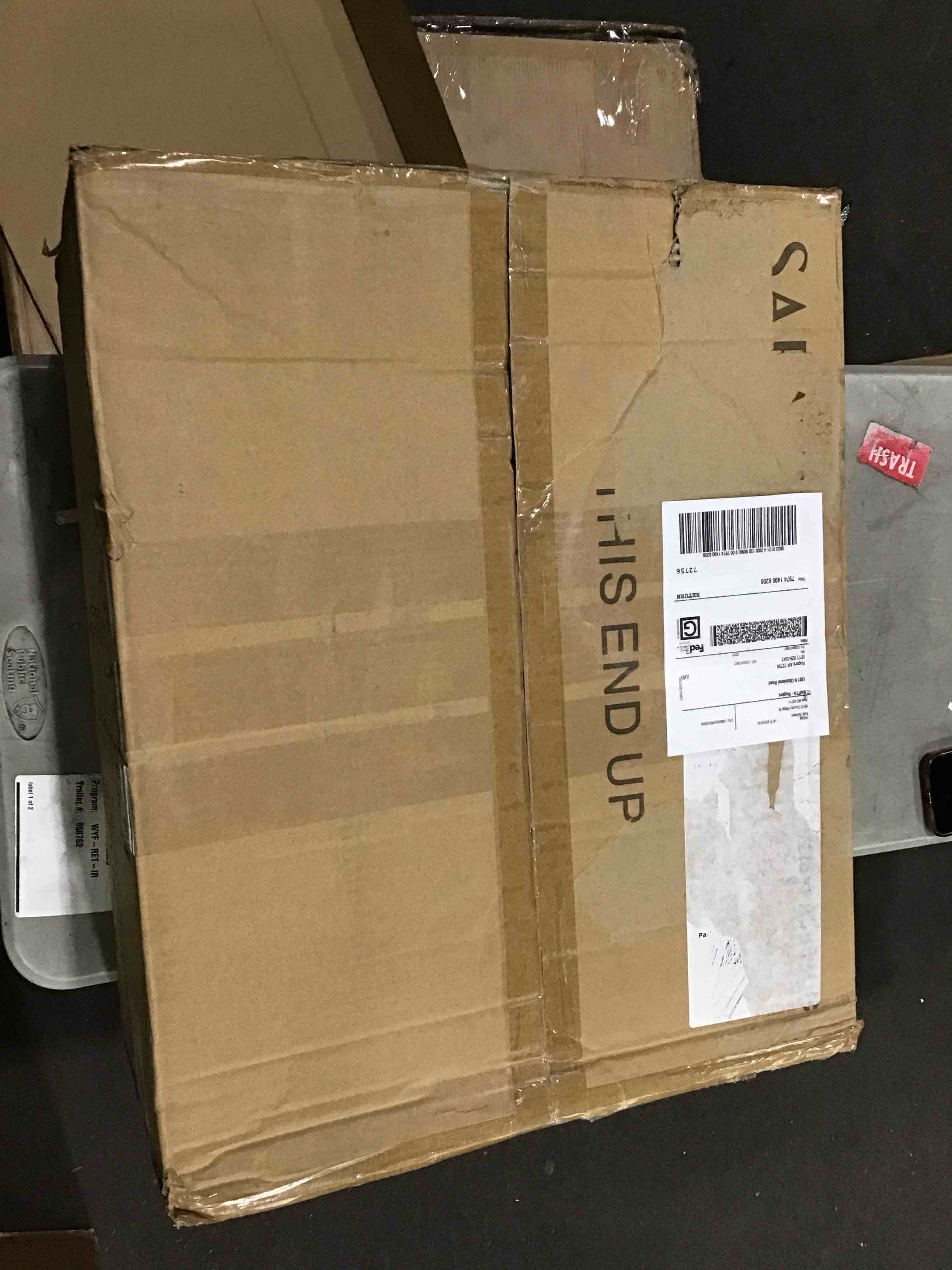 https://s3.amazonaws.com/lotting-images-prod/bidfta/PNK1587092_1751460175236.jpeg