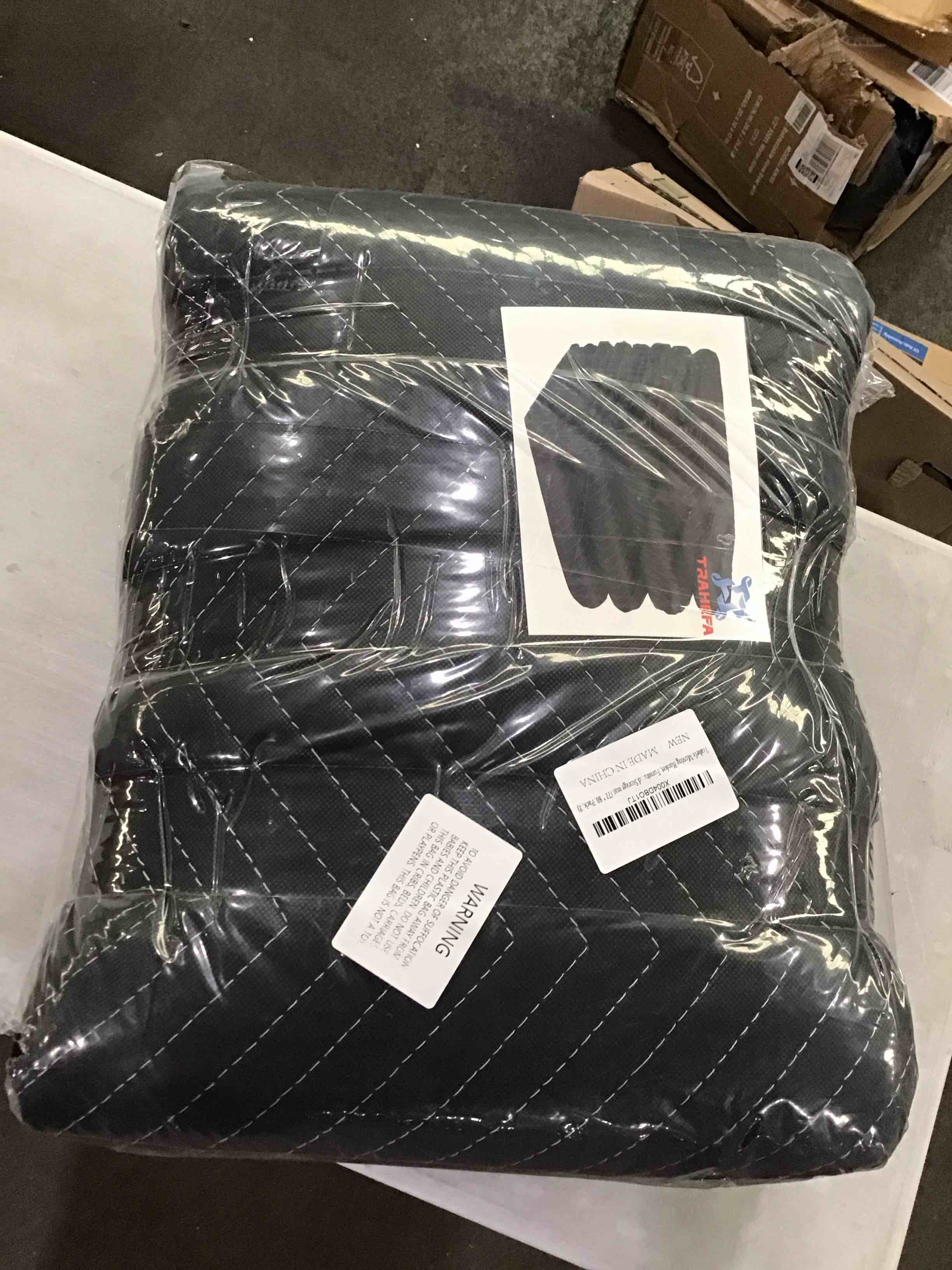 https://s3.amazonaws.com/lotting-images-prod/bidfta/PNK1587344_1751566834542.jpeg