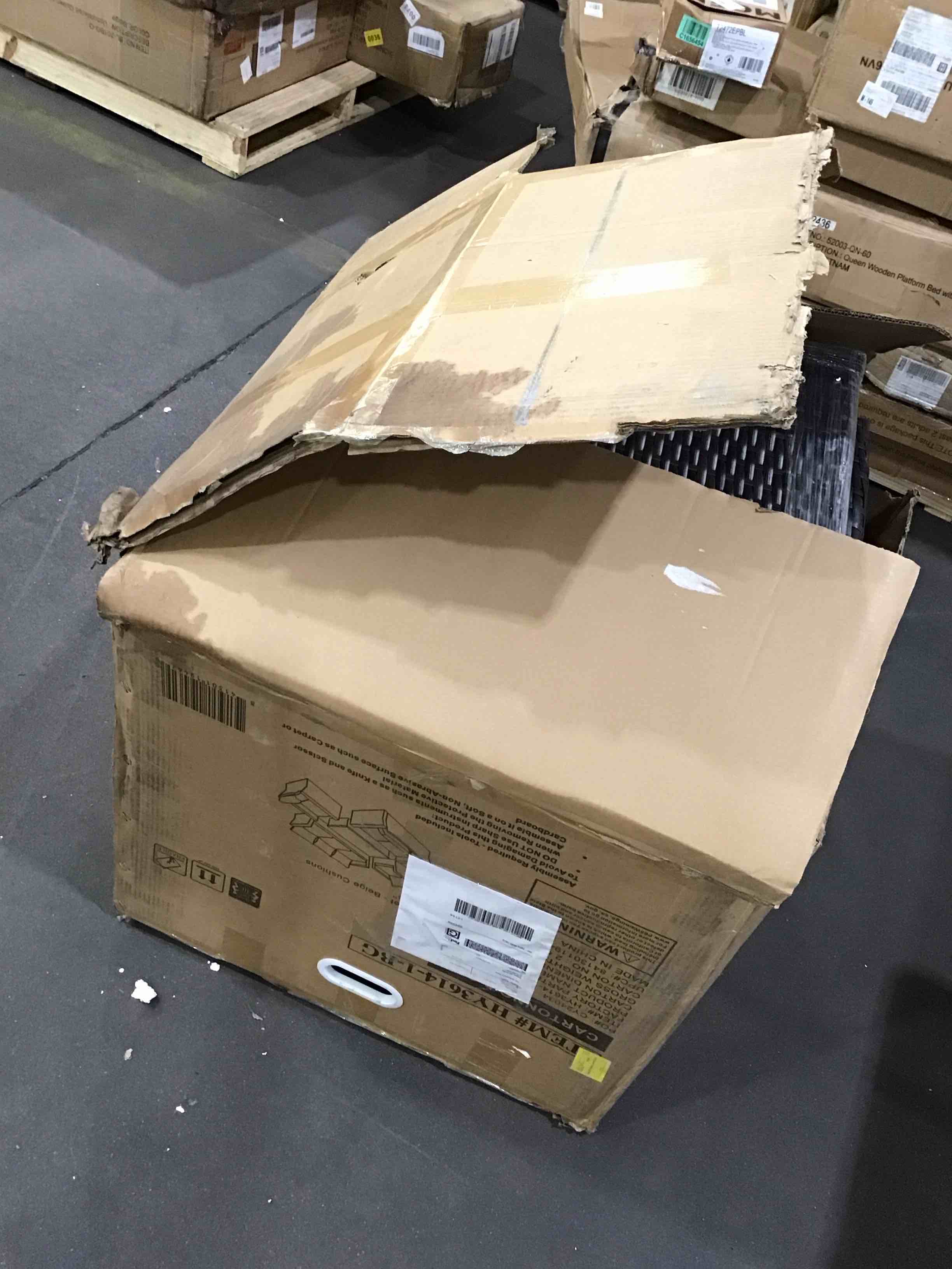 https://s3.amazonaws.com/lotting-images-prod/bidfta/PNK1587533_1751981124902.jpeg