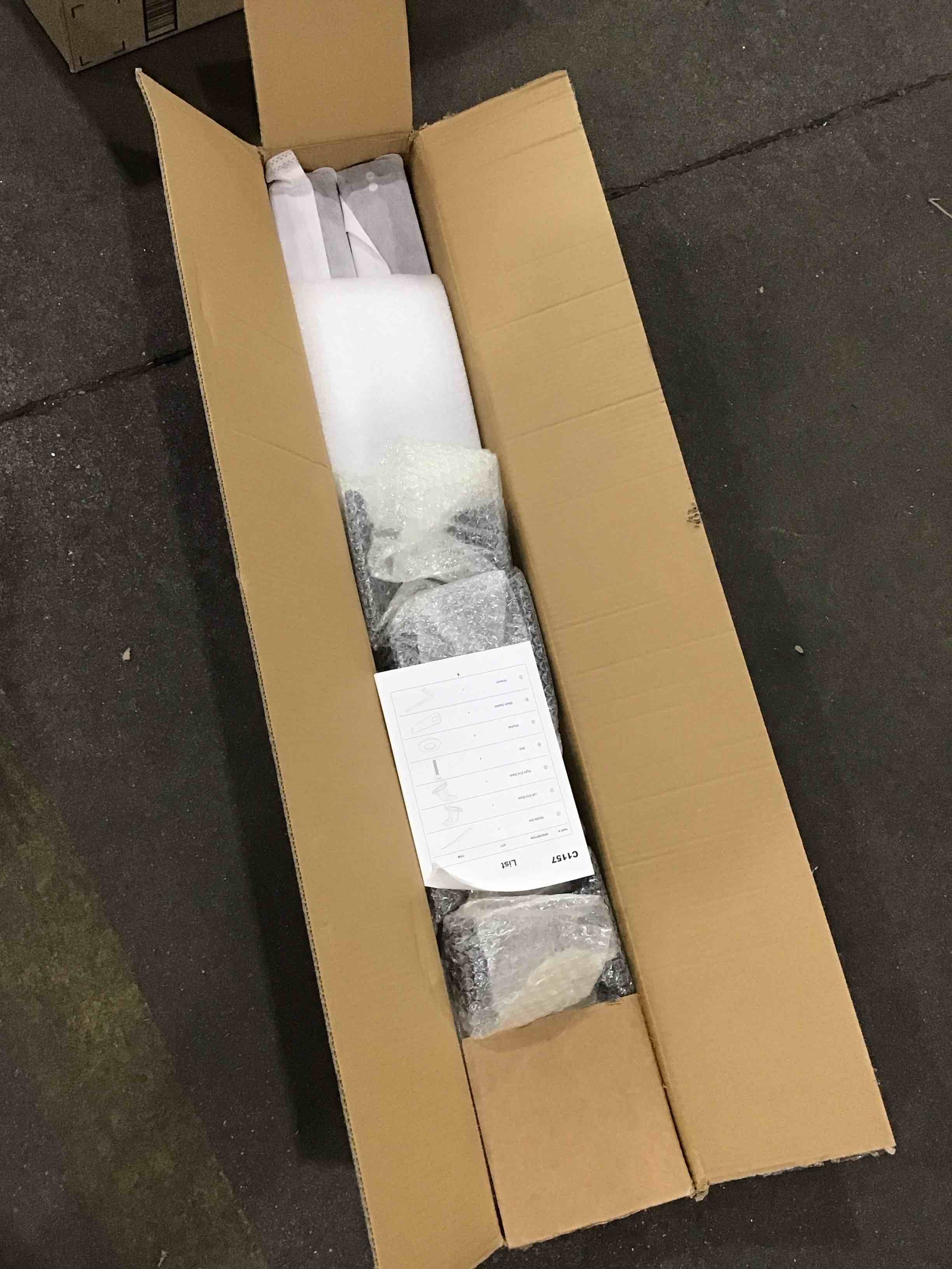 https://s3.amazonaws.com/lotting-images-prod/bidfta/PNK1587800_1752078283649.jpeg