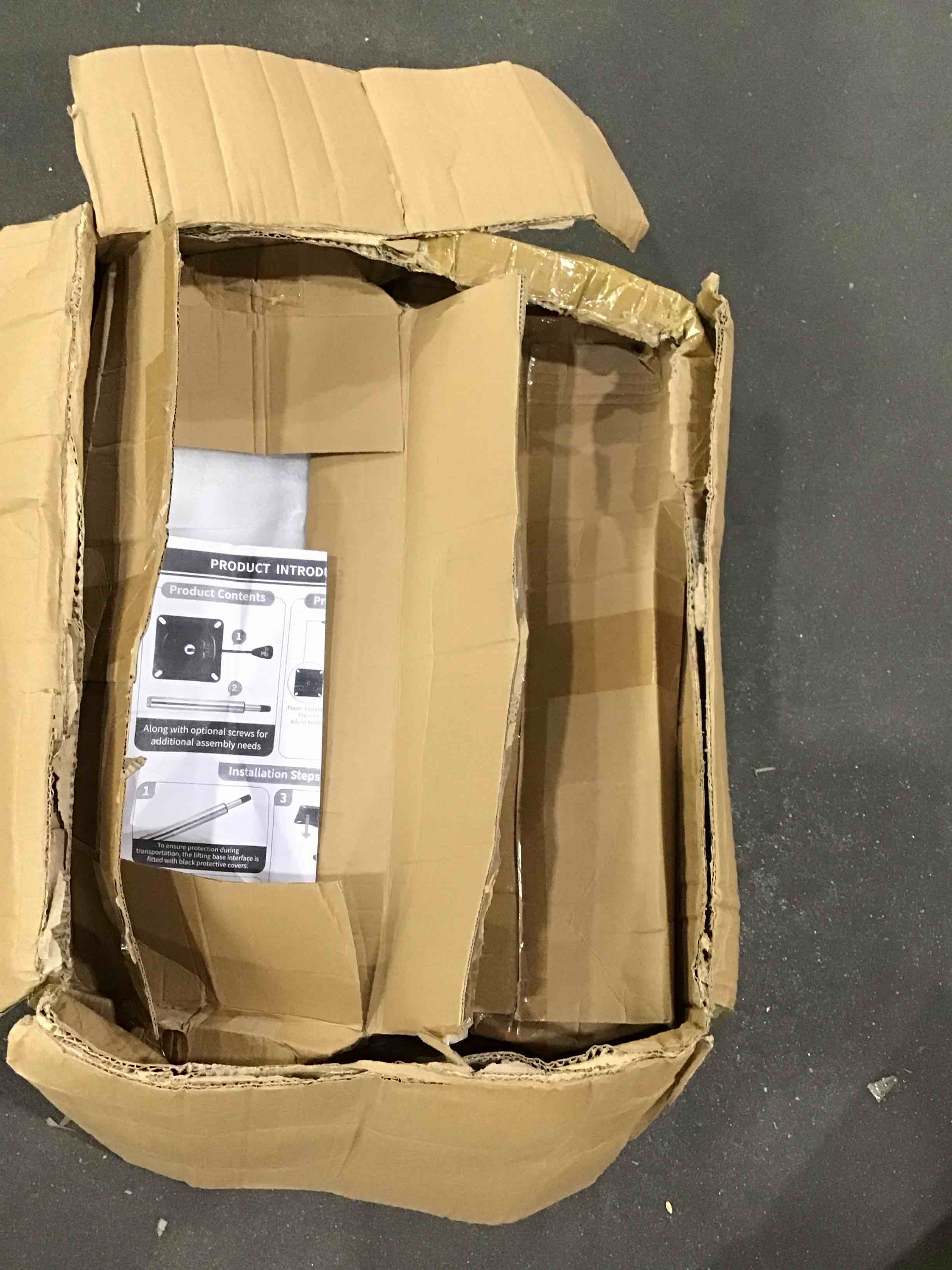https://s3.amazonaws.com/lotting-images-prod/bidfta/PNK1587830_1752084594226.jpeg