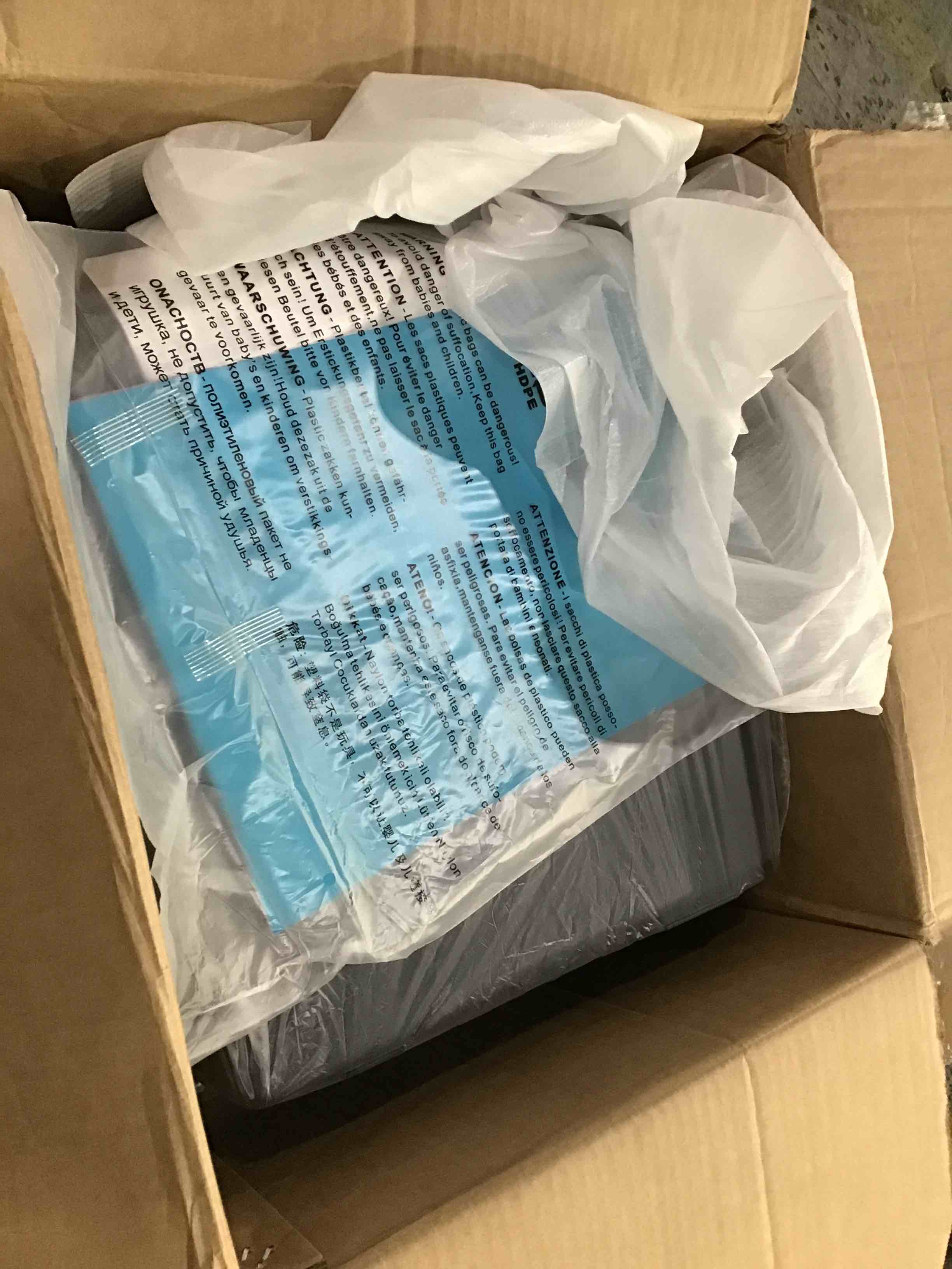 https://s3.amazonaws.com/lotting-images-prod/bidfta/PNK1590237_1749831096759.jpeg