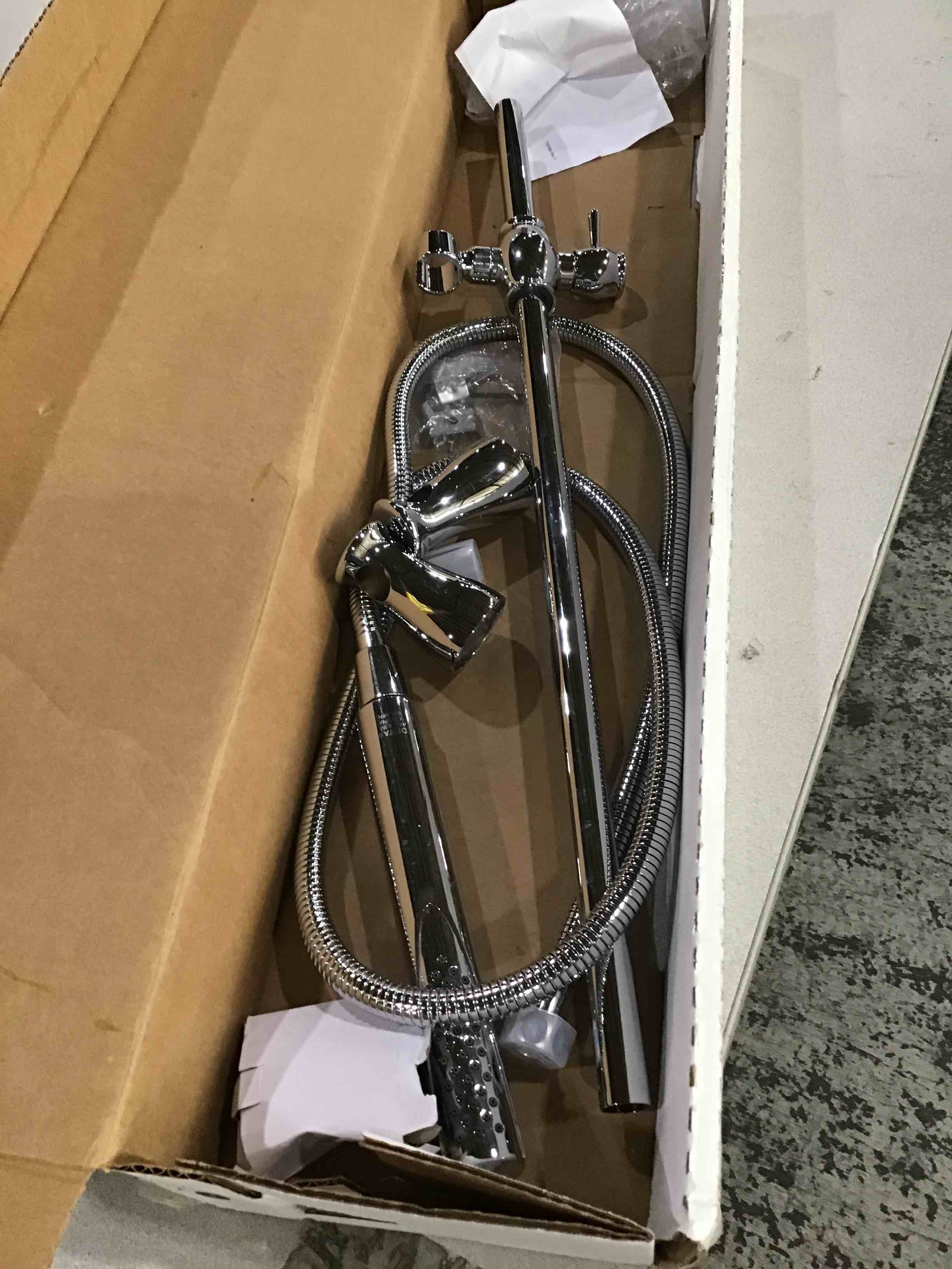https://s3.amazonaws.com/lotting-images-prod/bidfta/PNK1590631_1750273747872.jpeg