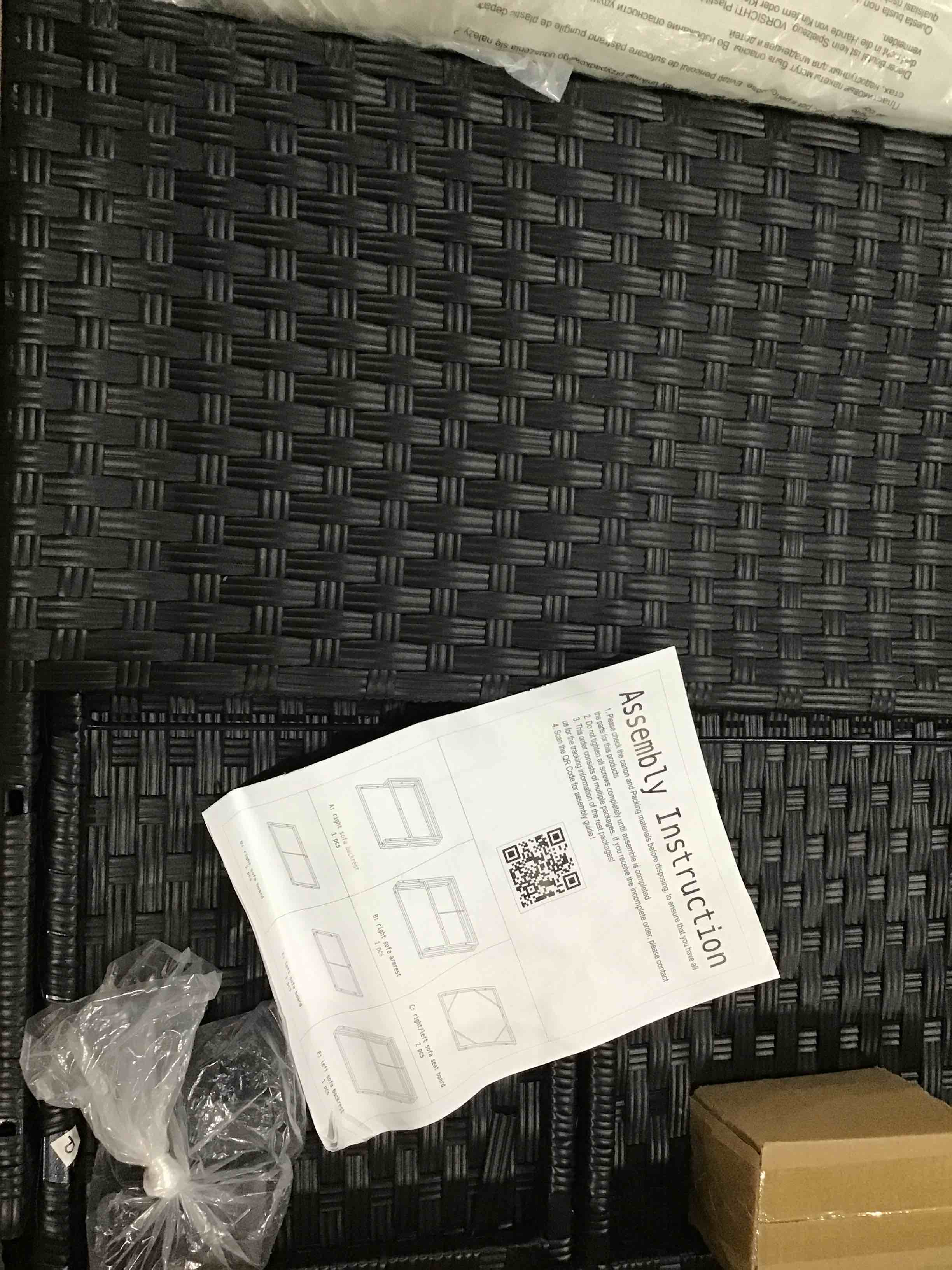 https://s3.amazonaws.com/lotting-images-prod/bidfta/PNK1590651_1750335912152.jpeg