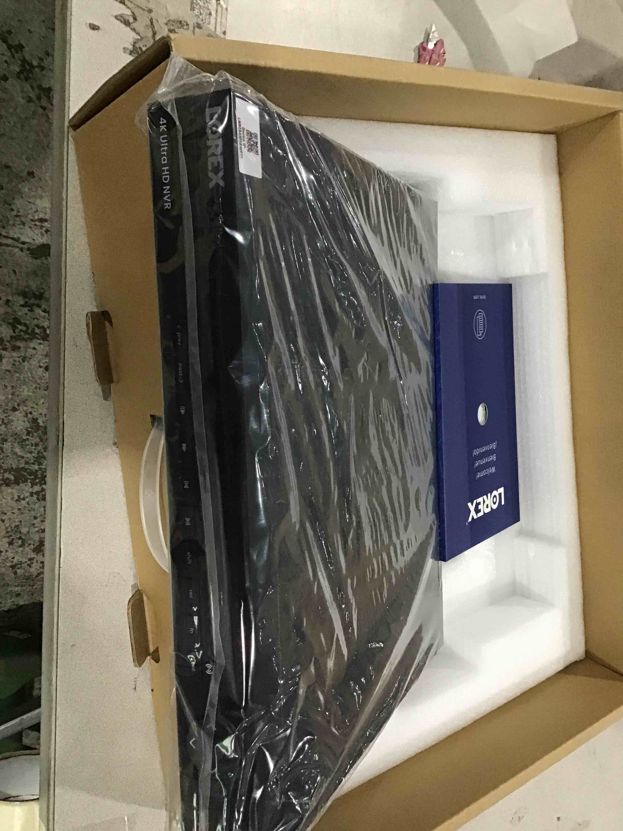 https://s3.amazonaws.com/lotting-images-prod/bidfta/PNK1590681_1750347137375.jpeg