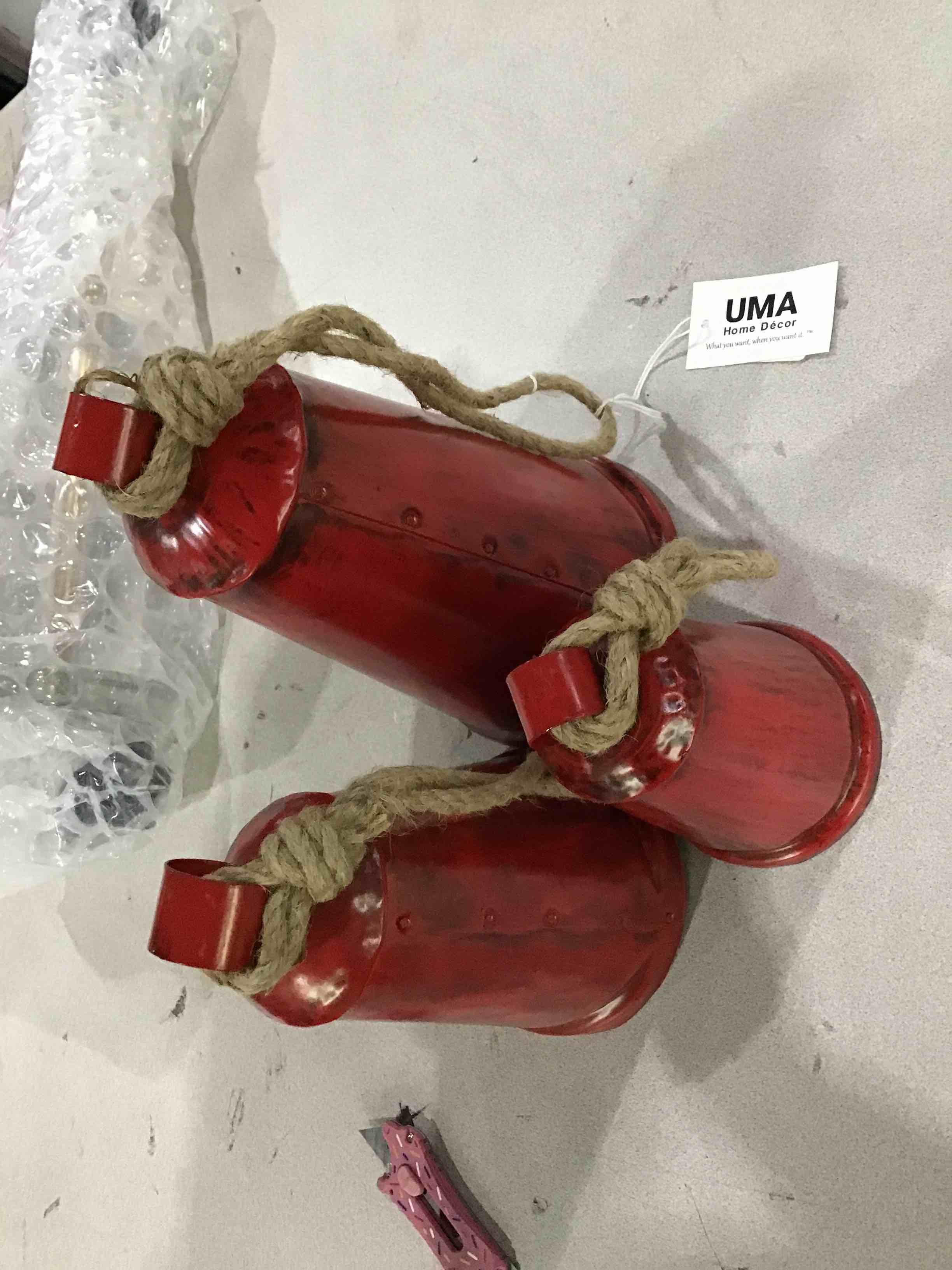 https://s3.amazonaws.com/lotting-images-prod/bidfta/PNK1590891_1750786175314.jpeg