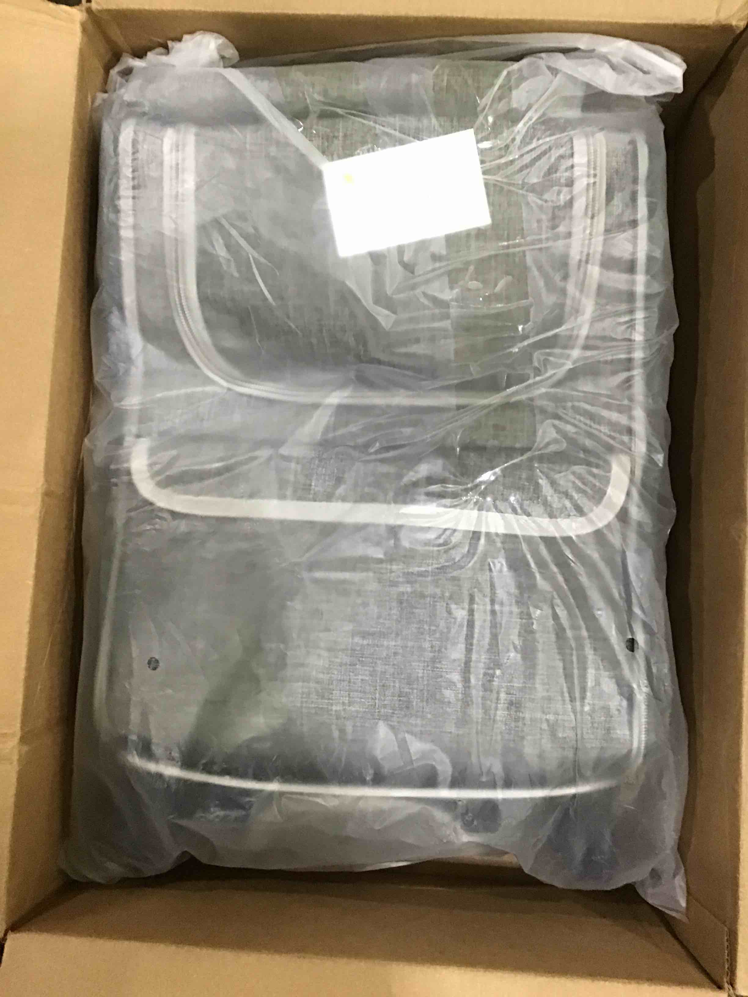 https://s3.amazonaws.com/lotting-images-prod/bidfta/PNK1592671_1745244392261.jpeg