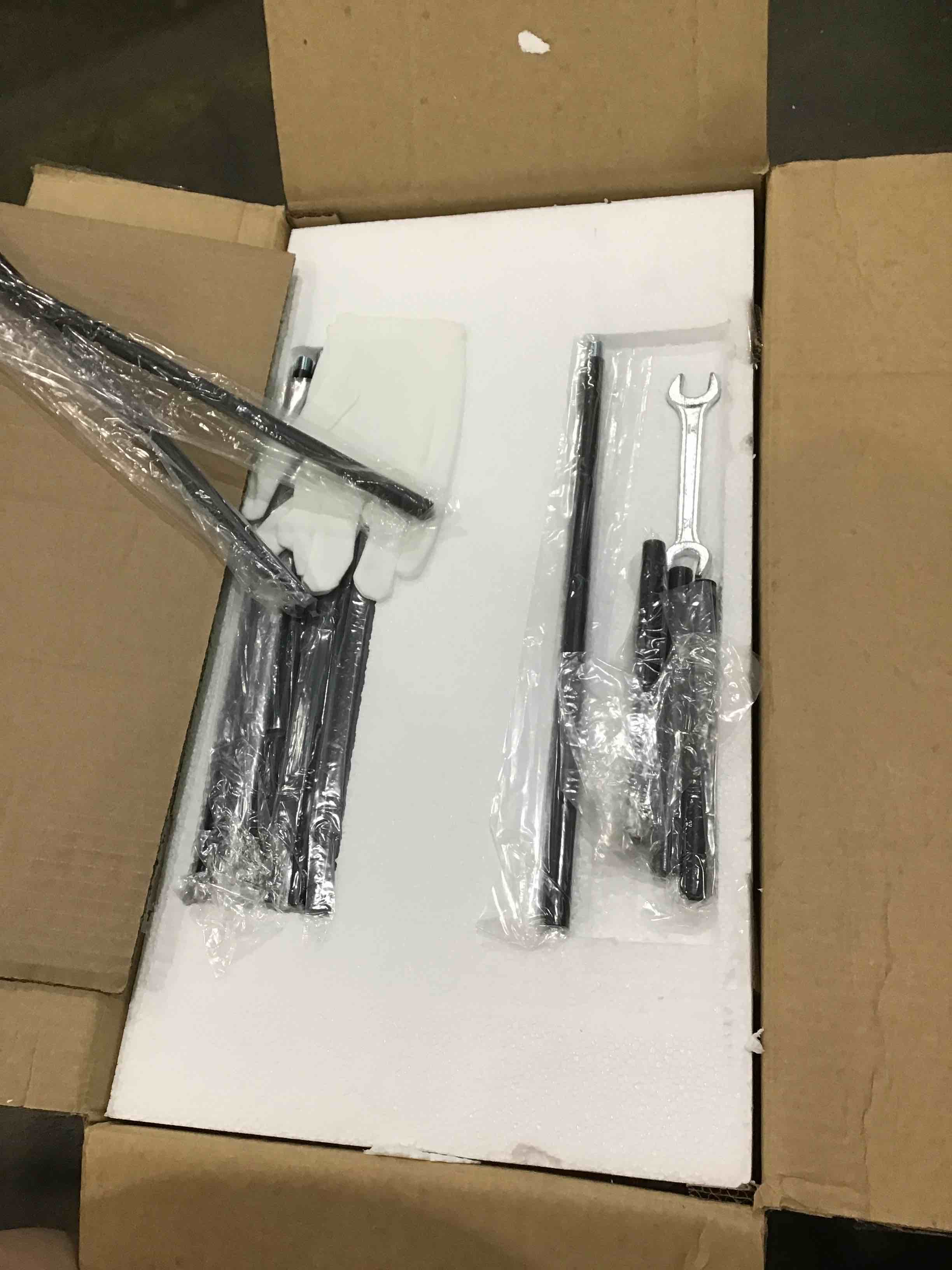 https://s3.amazonaws.com/lotting-images-prod/bidfta/PNK1592949_1745324965107.jpeg