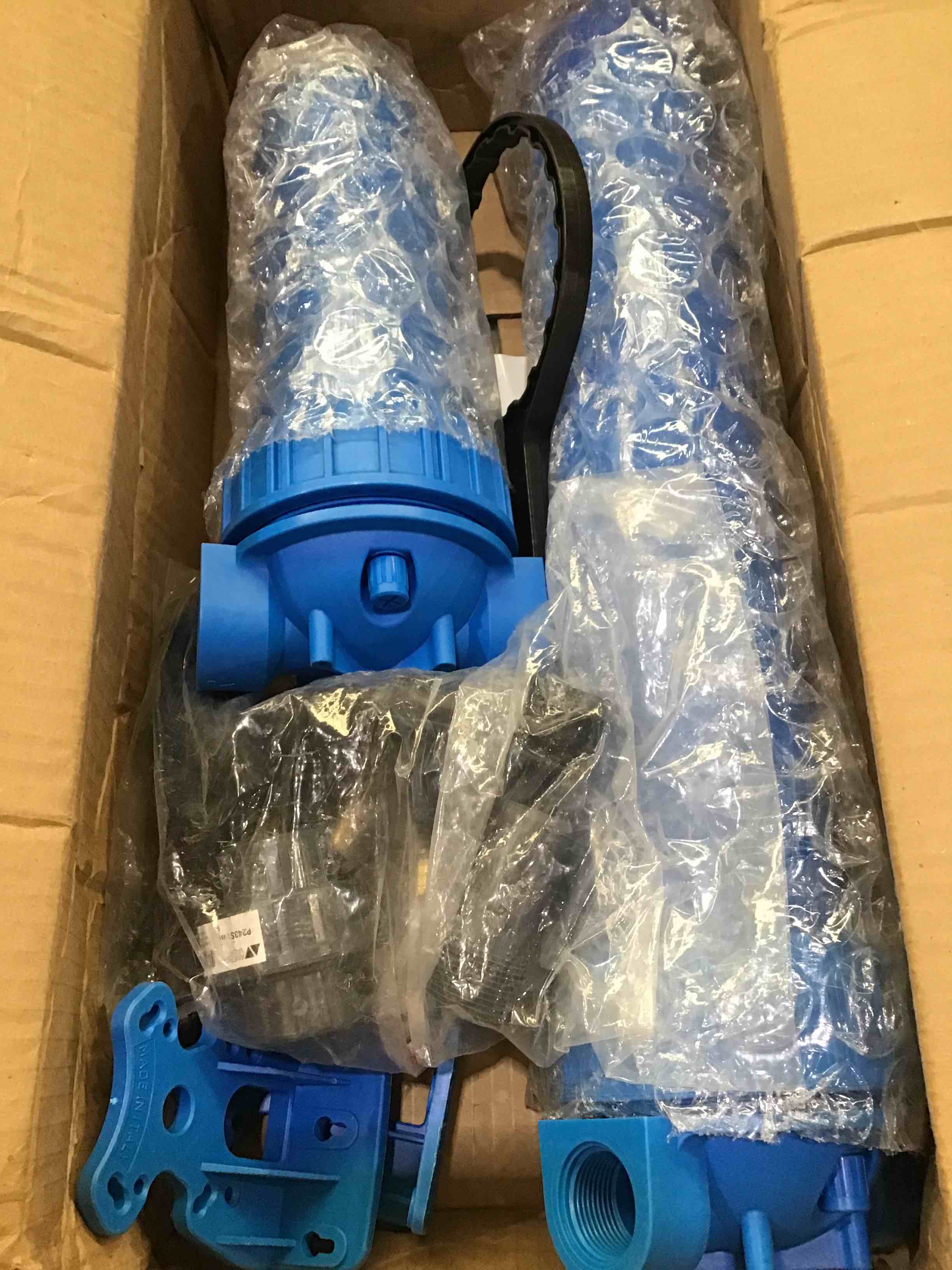 Condition photo showing Good Condition for Aquasana Whole House Water Filter System - UV Purifier - Salt-Free Descaler - Carbon & KDF Media - Filters Sediment & 97% Of Chlorine - 1,000,000 Gl - EQ-1000-AST-UV