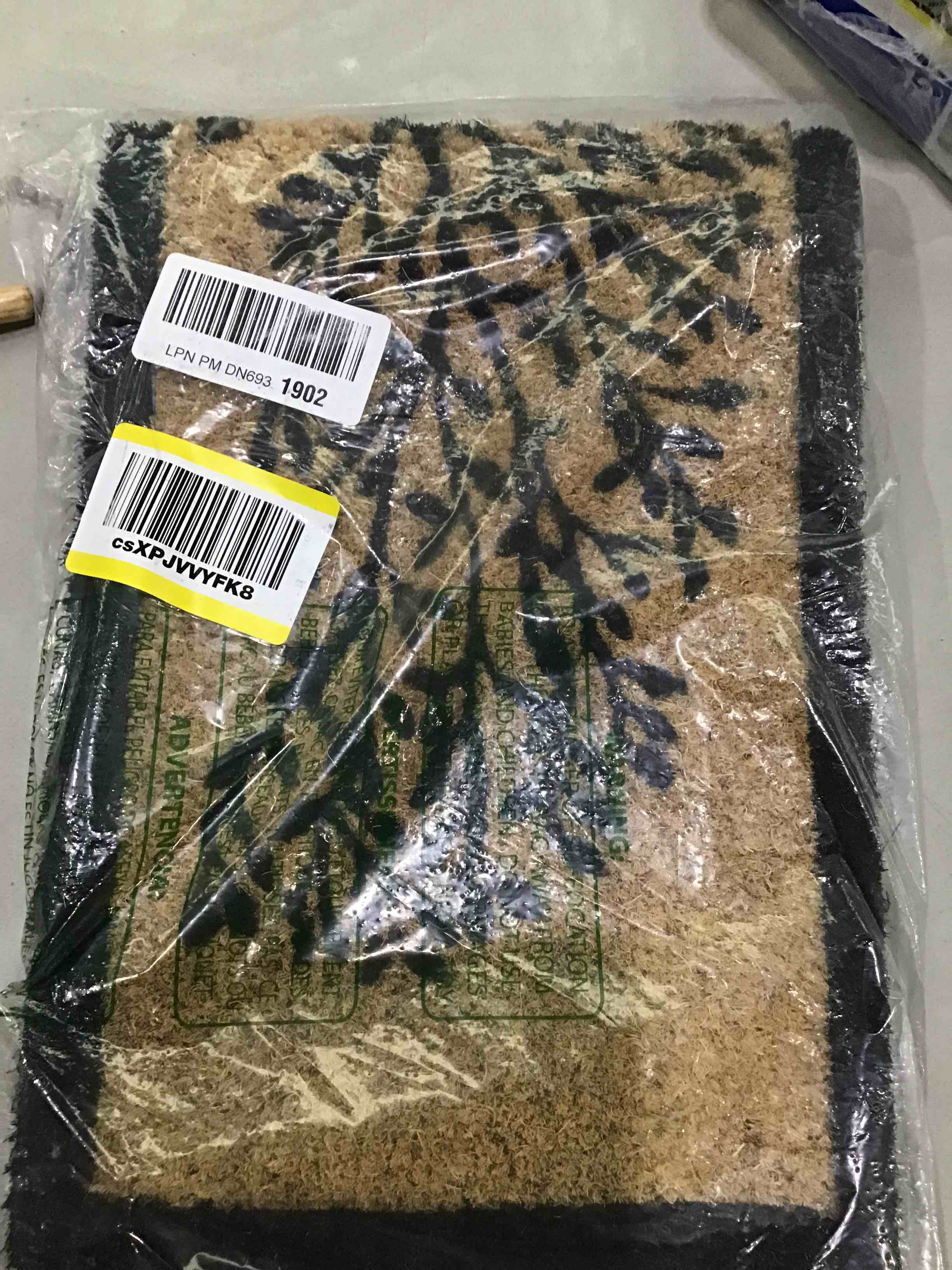 https://s3.amazonaws.com/lotting-images-prod/bidfta/PNK1593527_1745593319955.jpeg