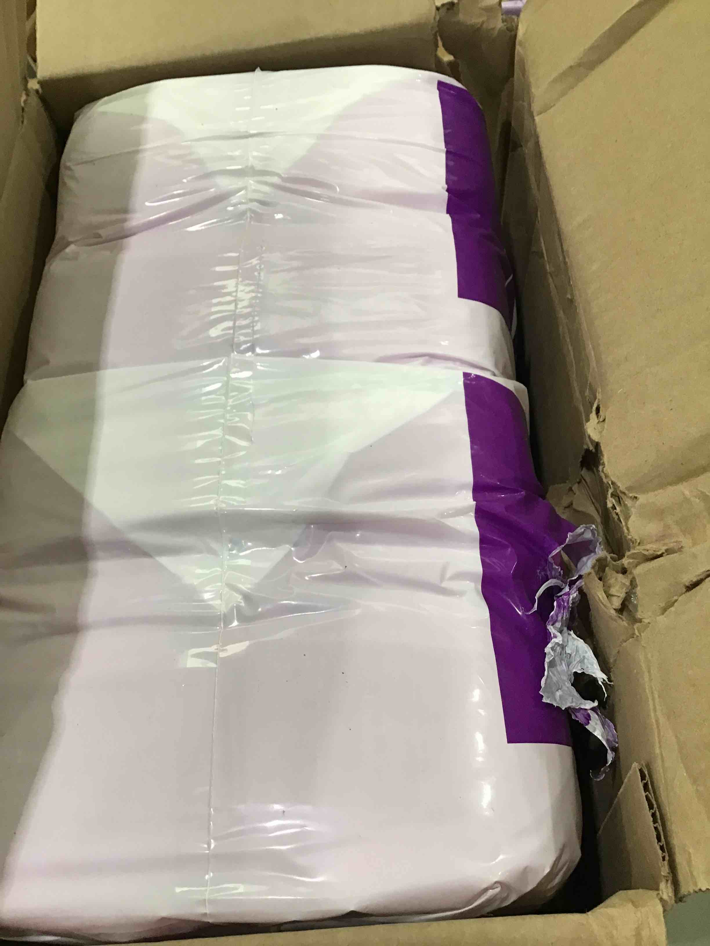 https://s3.amazonaws.com/lotting-images-prod/bidfta/PNK1593661_1745846862995.jpeg