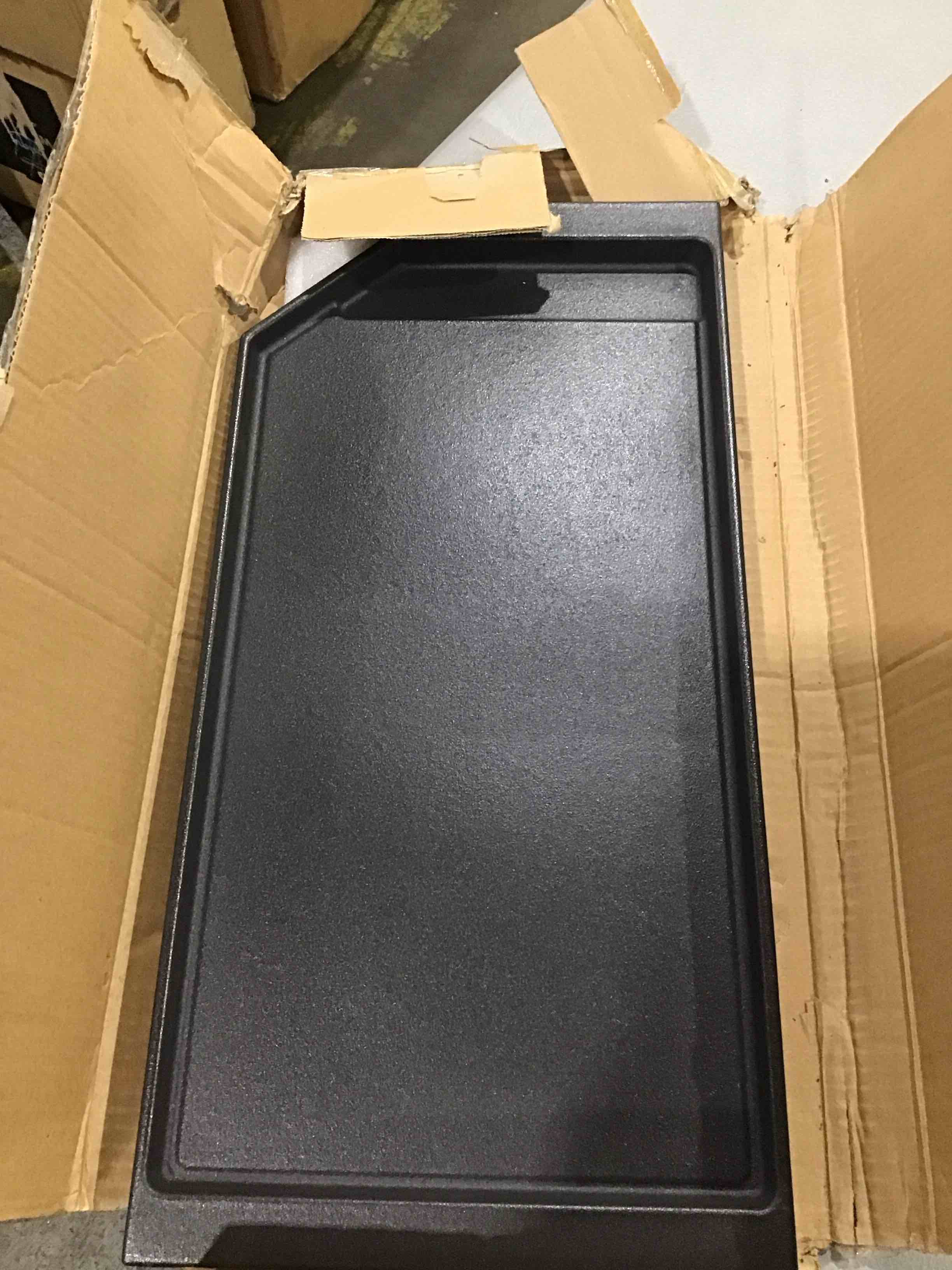 https://s3.amazonaws.com/lotting-images-prod/bidfta/PNK1594477_1746042294742.jpeg