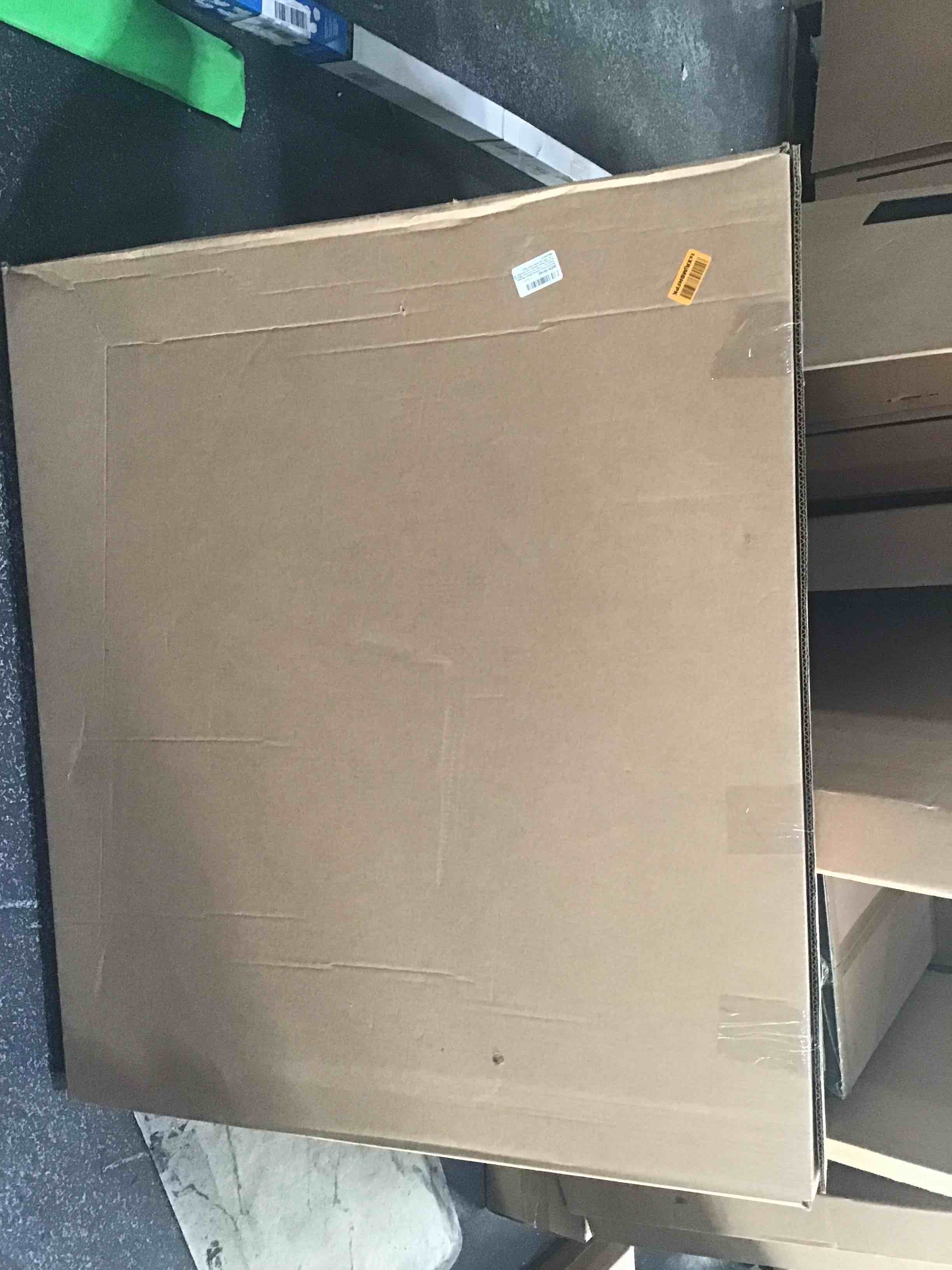 https://s3.amazonaws.com/lotting-images-prod/bidfta/PNK1595075_1746825441434.jpeg