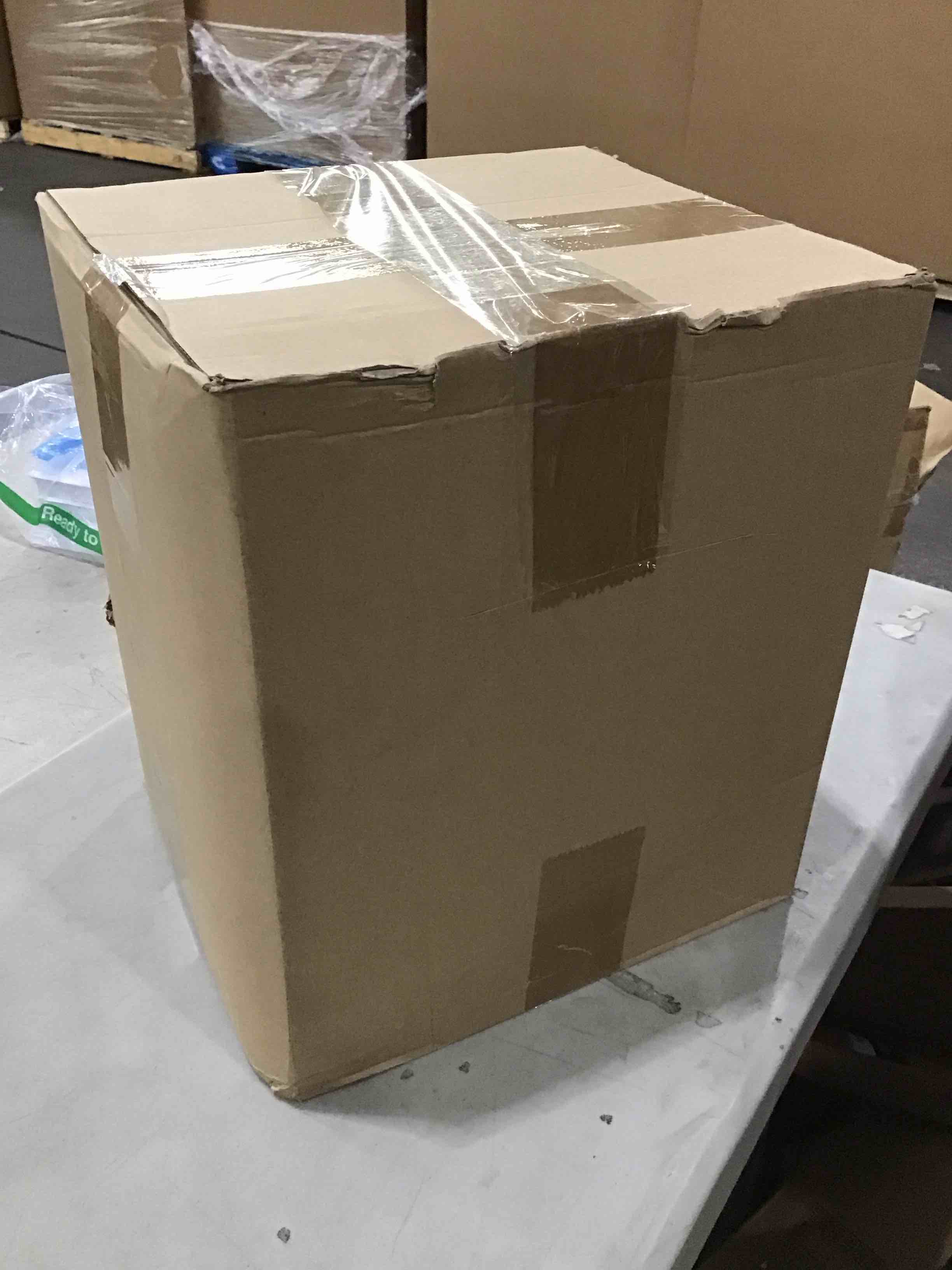 https://s3.amazonaws.com/lotting-images-prod/bidfta/PNK1595111_1747070250528.jpeg