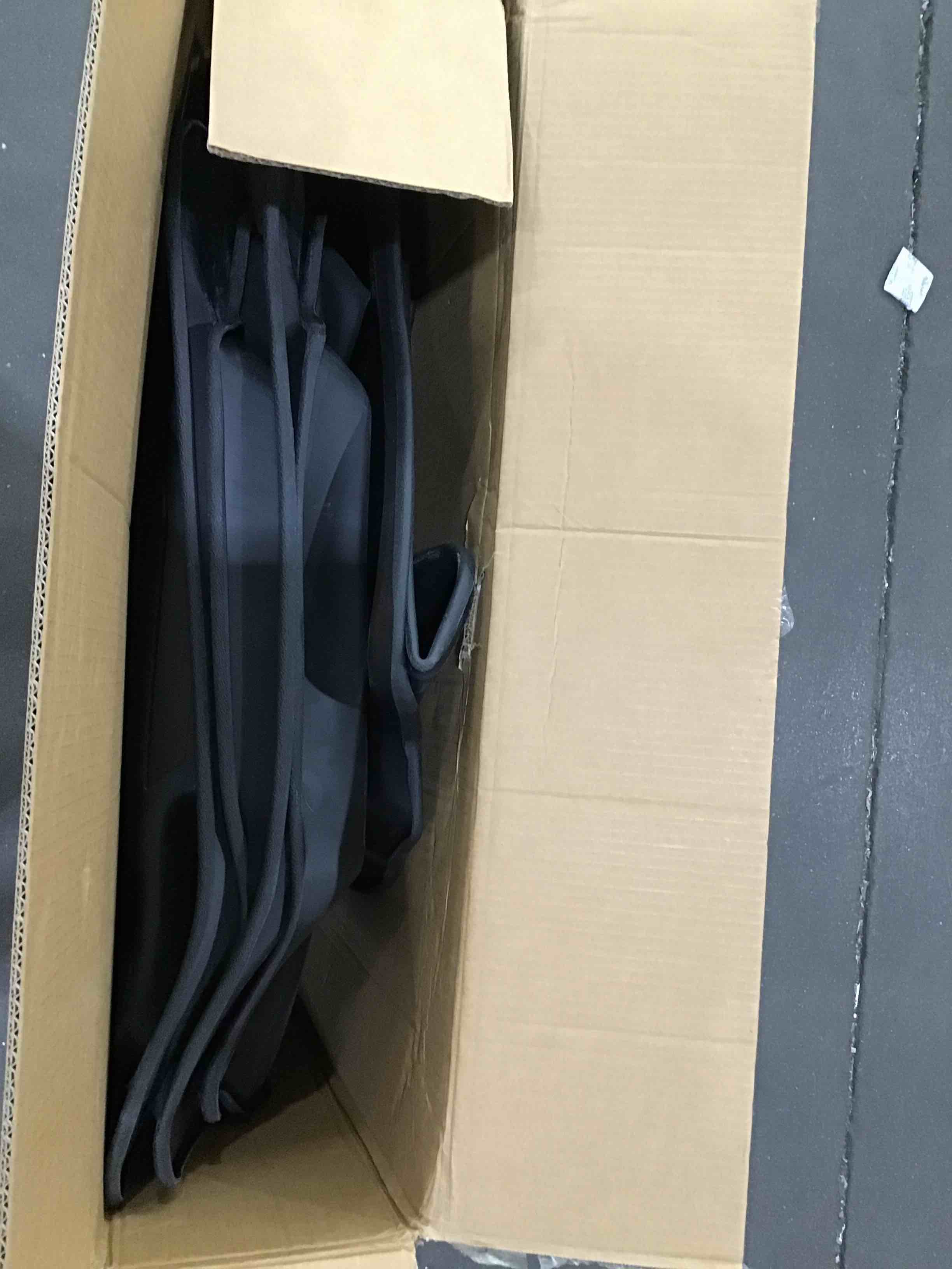 https://s3.amazonaws.com/lotting-images-prod/bidfta/PNK1596765_1752083594869.jpeg