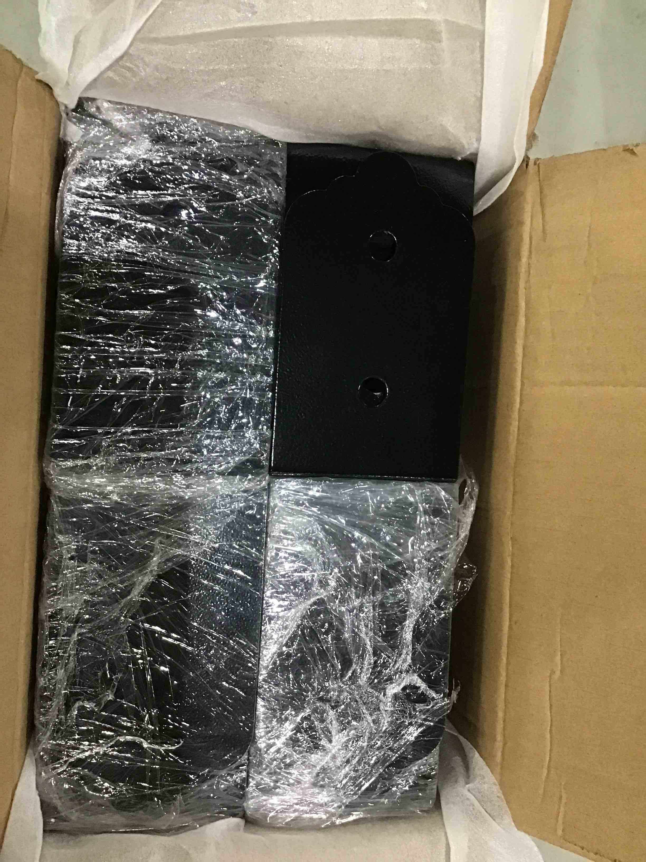 https://s3.amazonaws.com/lotting-images-prod/bidfta/PNK1596768_1752084030384.jpeg