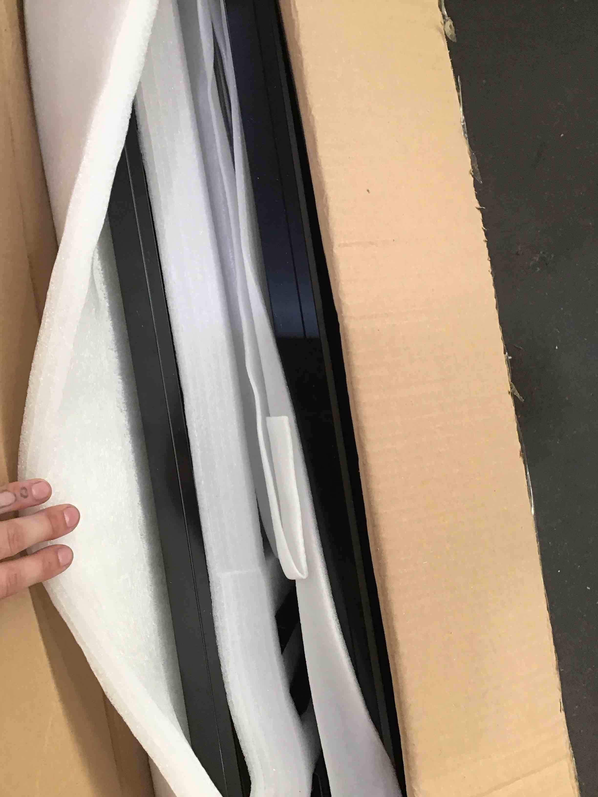 https://s3.amazonaws.com/lotting-images-prod/bidfta/PNK1596816_1752091187693.jpeg