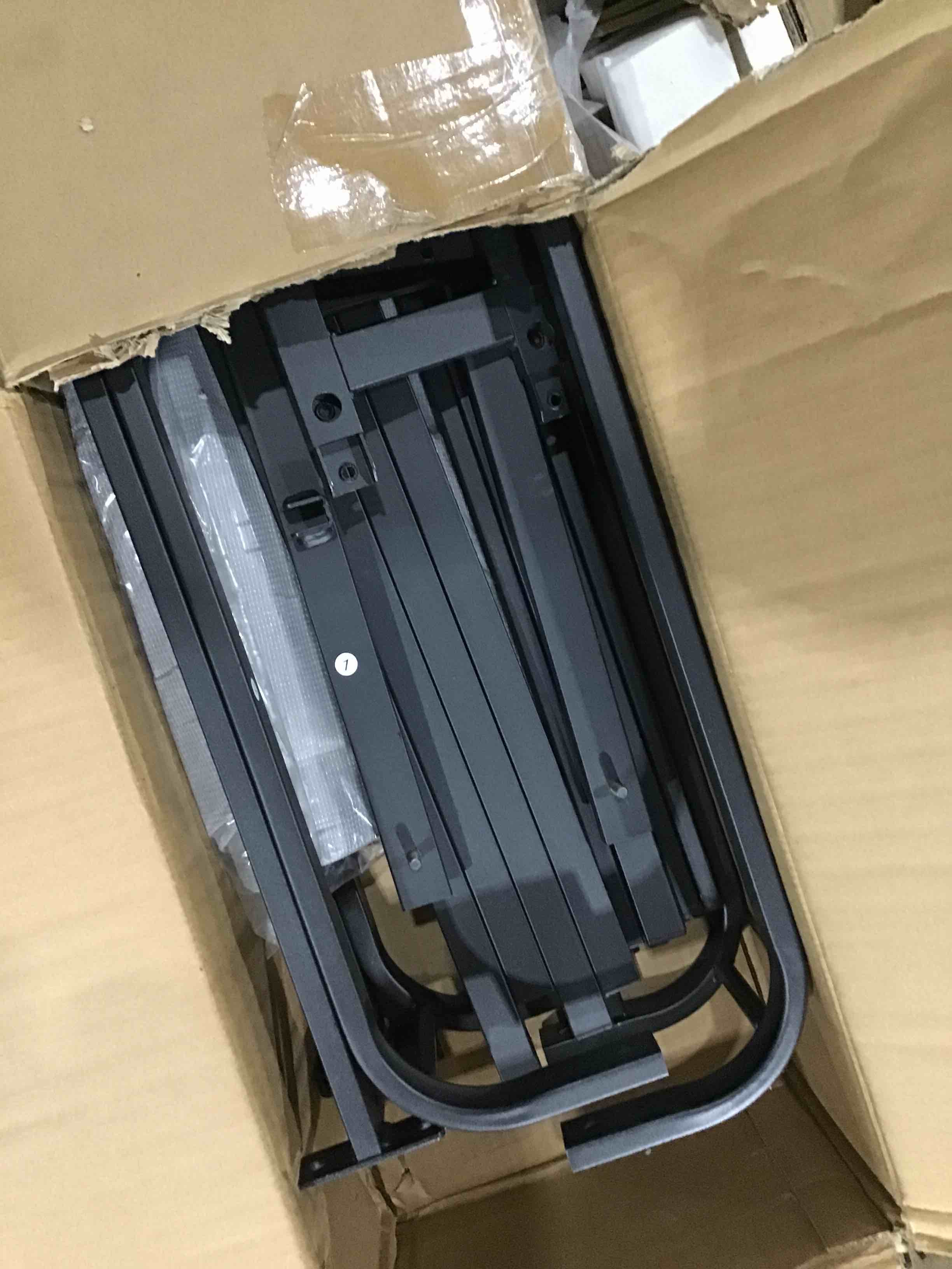 https://s3.amazonaws.com/lotting-images-prod/bidfta/PNK1596819_1752150322111.jpeg