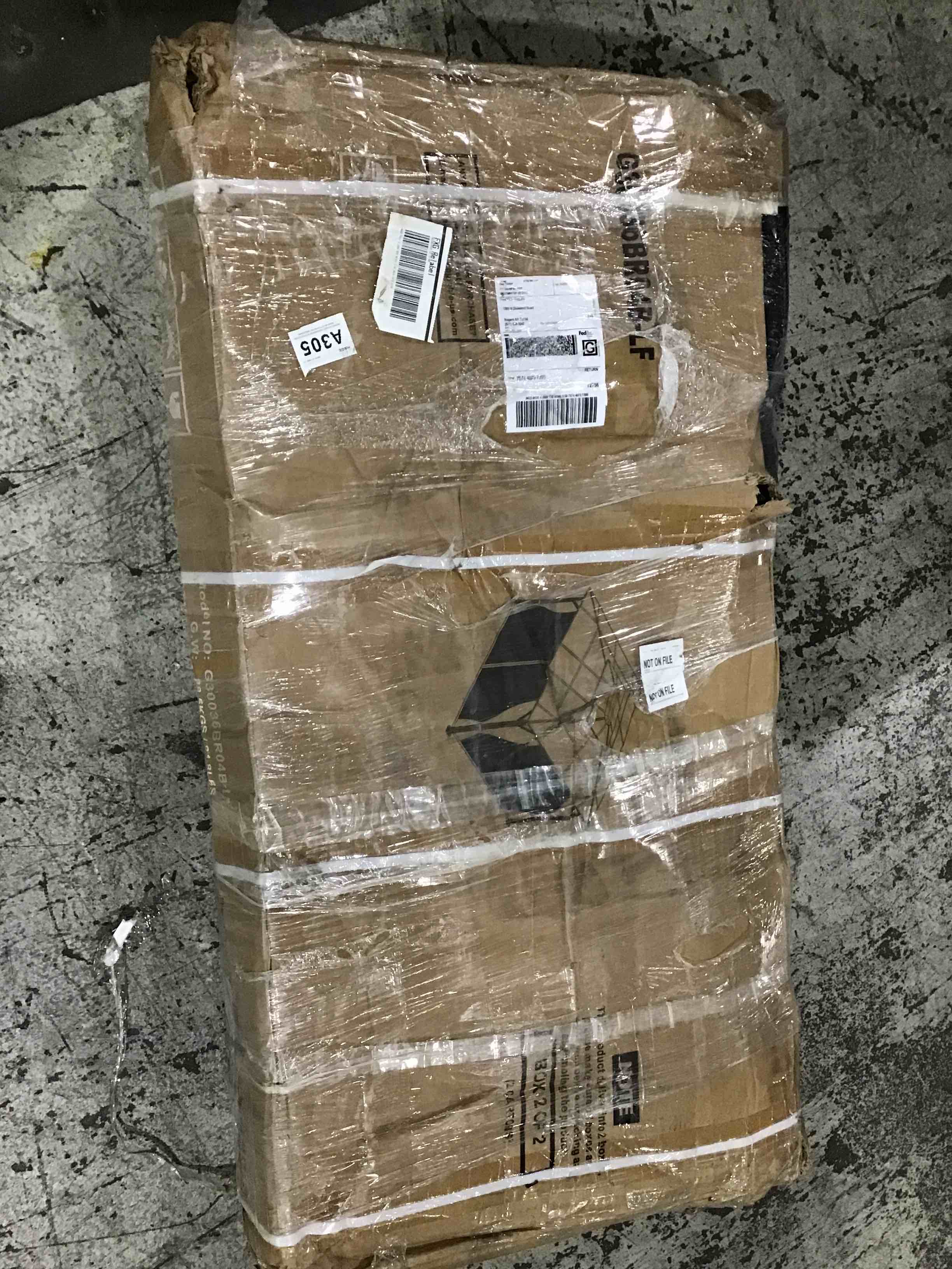https://s3.amazonaws.com/lotting-images-prod/bidfta/PNK1596822_1752151524714.jpeg