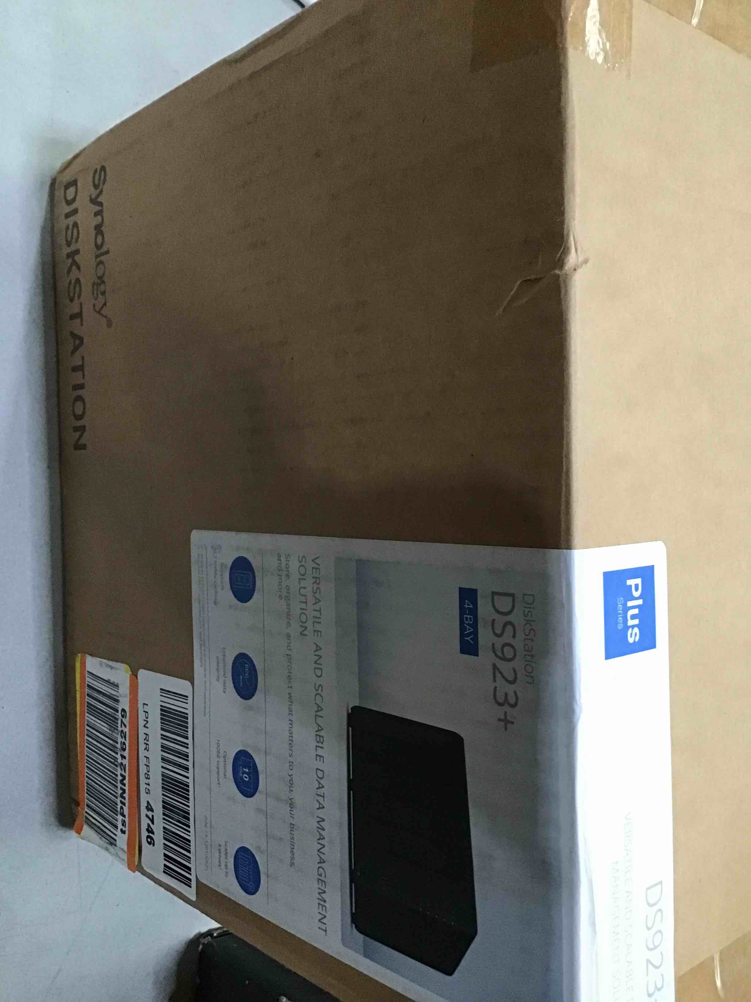 https://s3.amazonaws.com/lotting-images-prod/bidfta/PNK1596867_1752169045700.jpeg