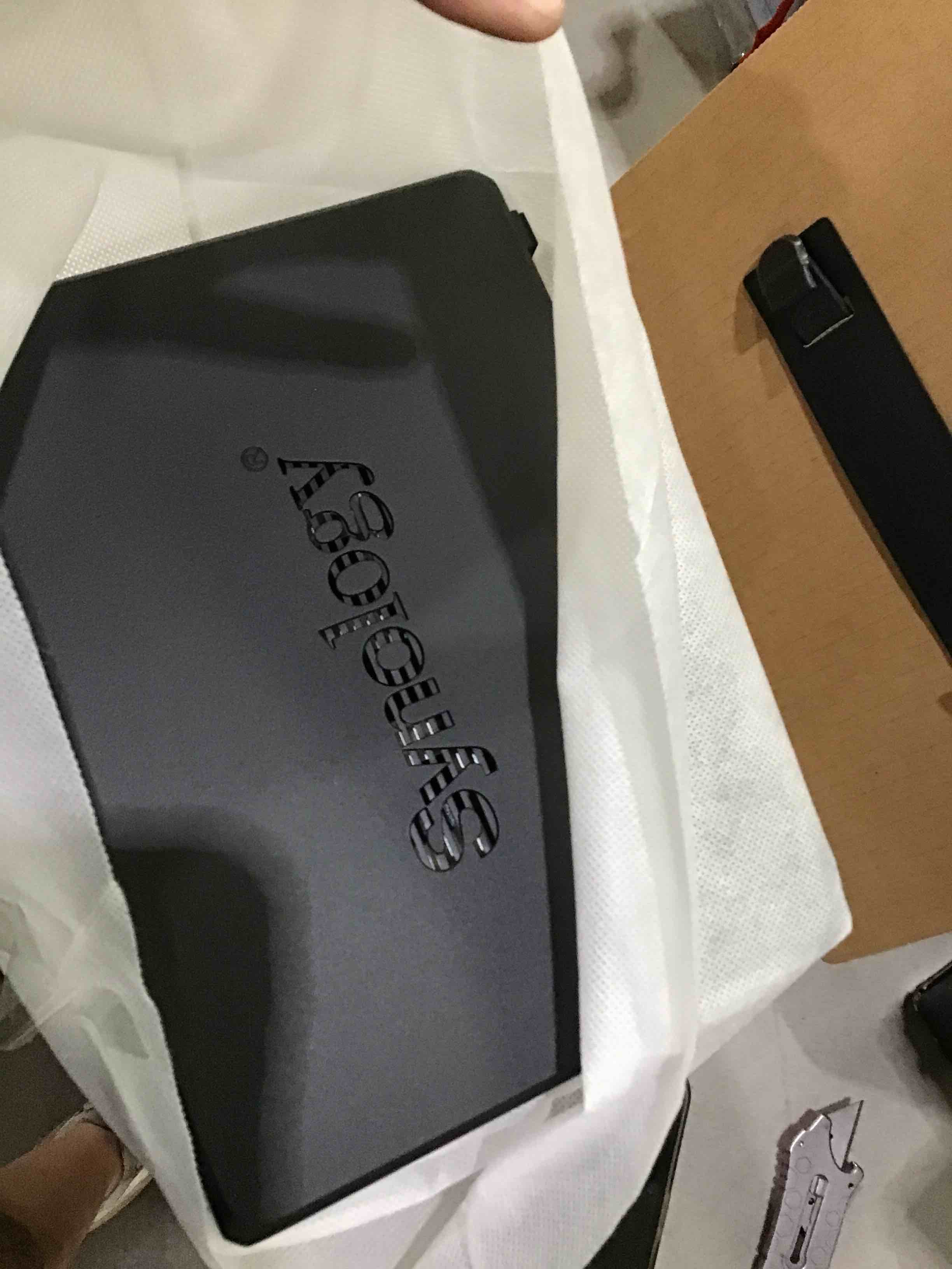 https://s3.amazonaws.com/lotting-images-prod/bidfta/PNK1596870_1752168969902.jpeg