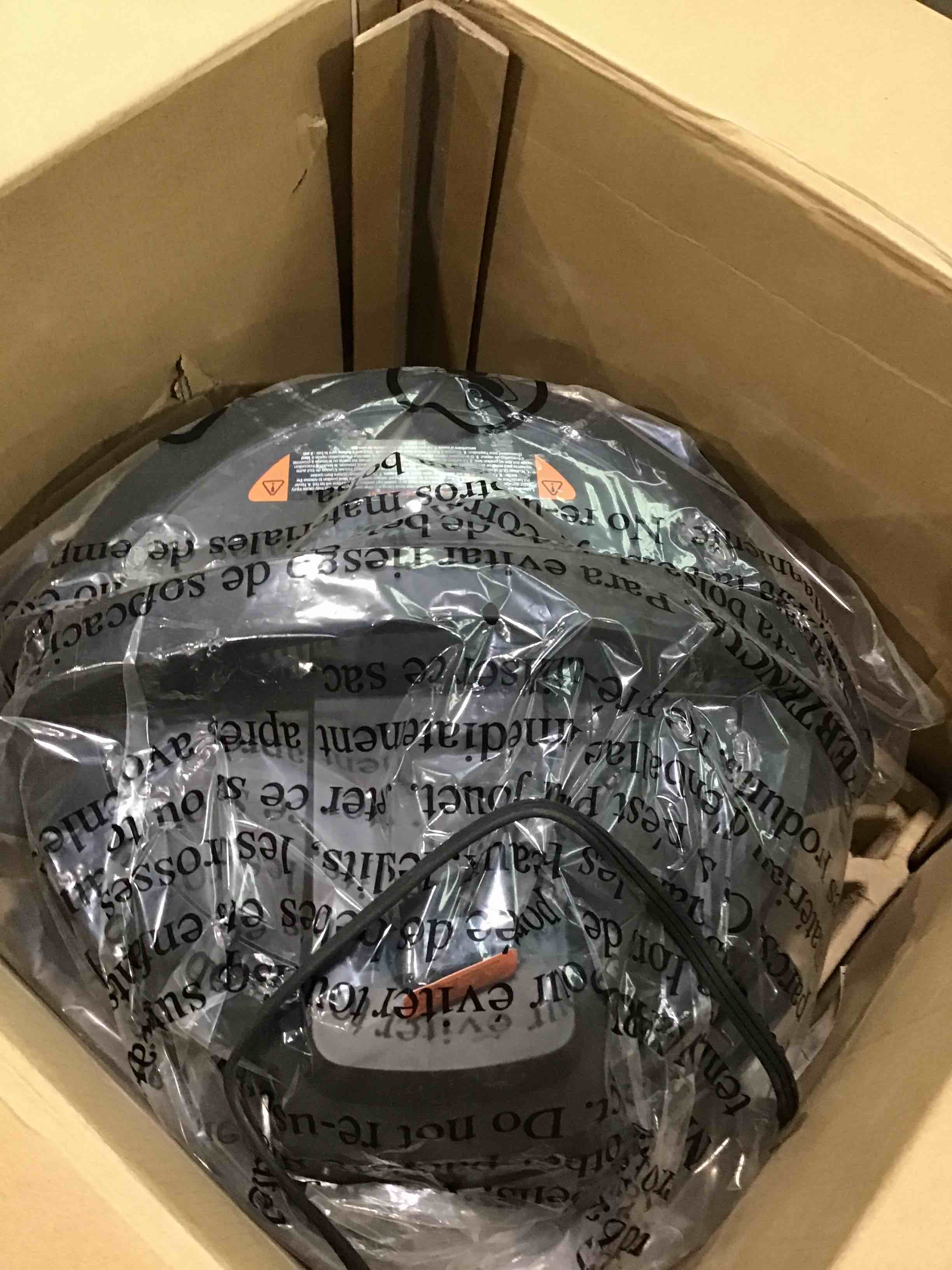 https://s3.amazonaws.com/lotting-images-prod/bidfta/PNK1597312_1750943095760.jpeg