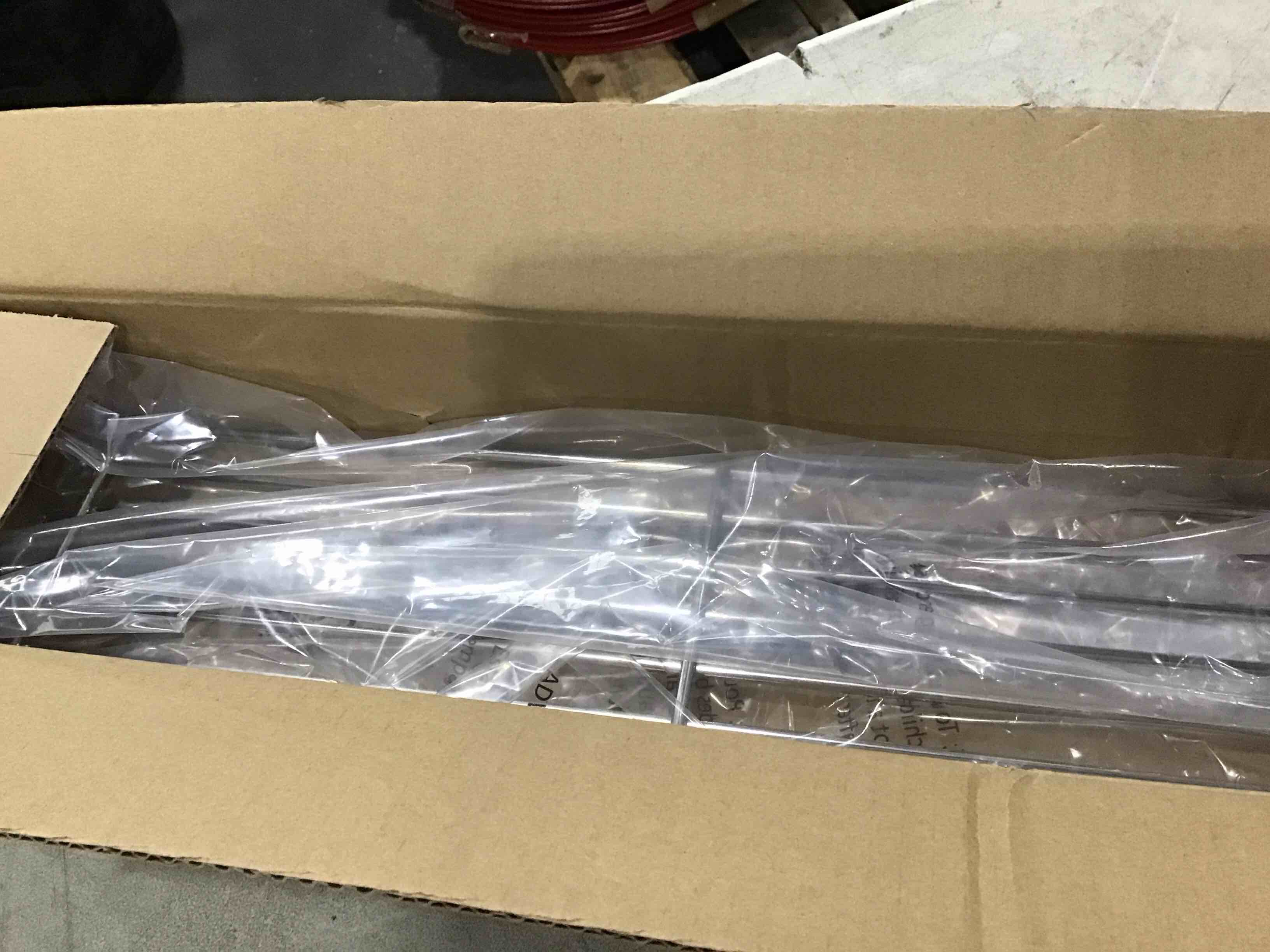 https://s3.amazonaws.com/lotting-images-prod/bidfta/PNK1600960_1741183753049.jpeg