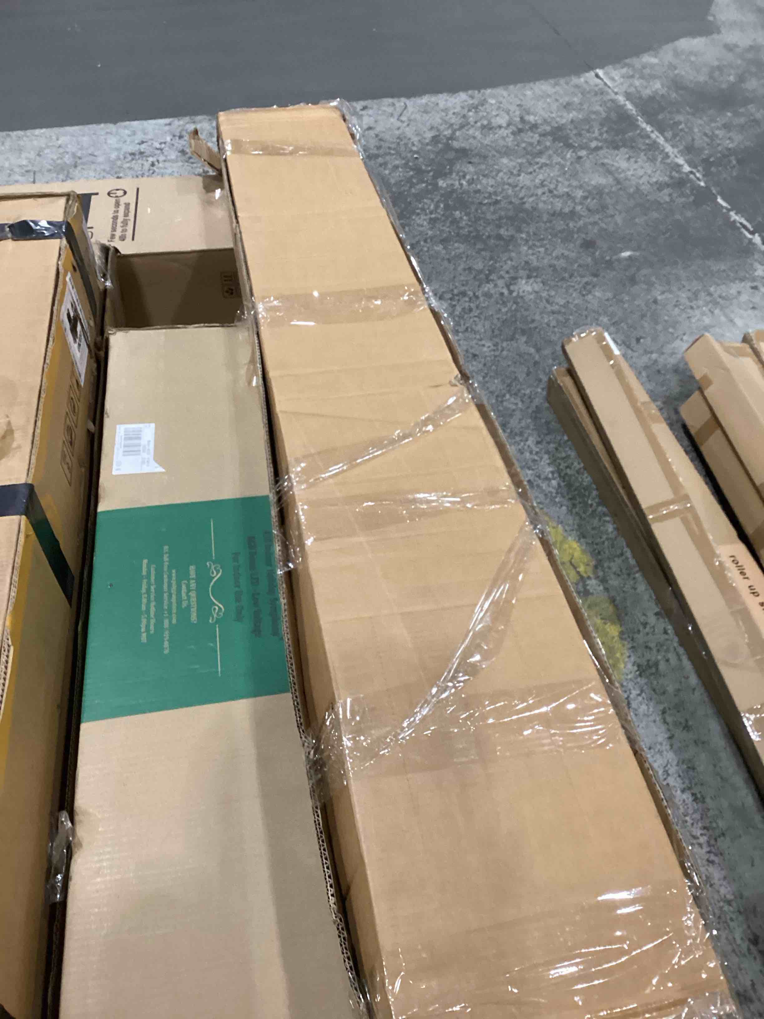 https://s3.amazonaws.com/lotting-images-prod/bidfta/PNK1601146_1742416932581.jpeg