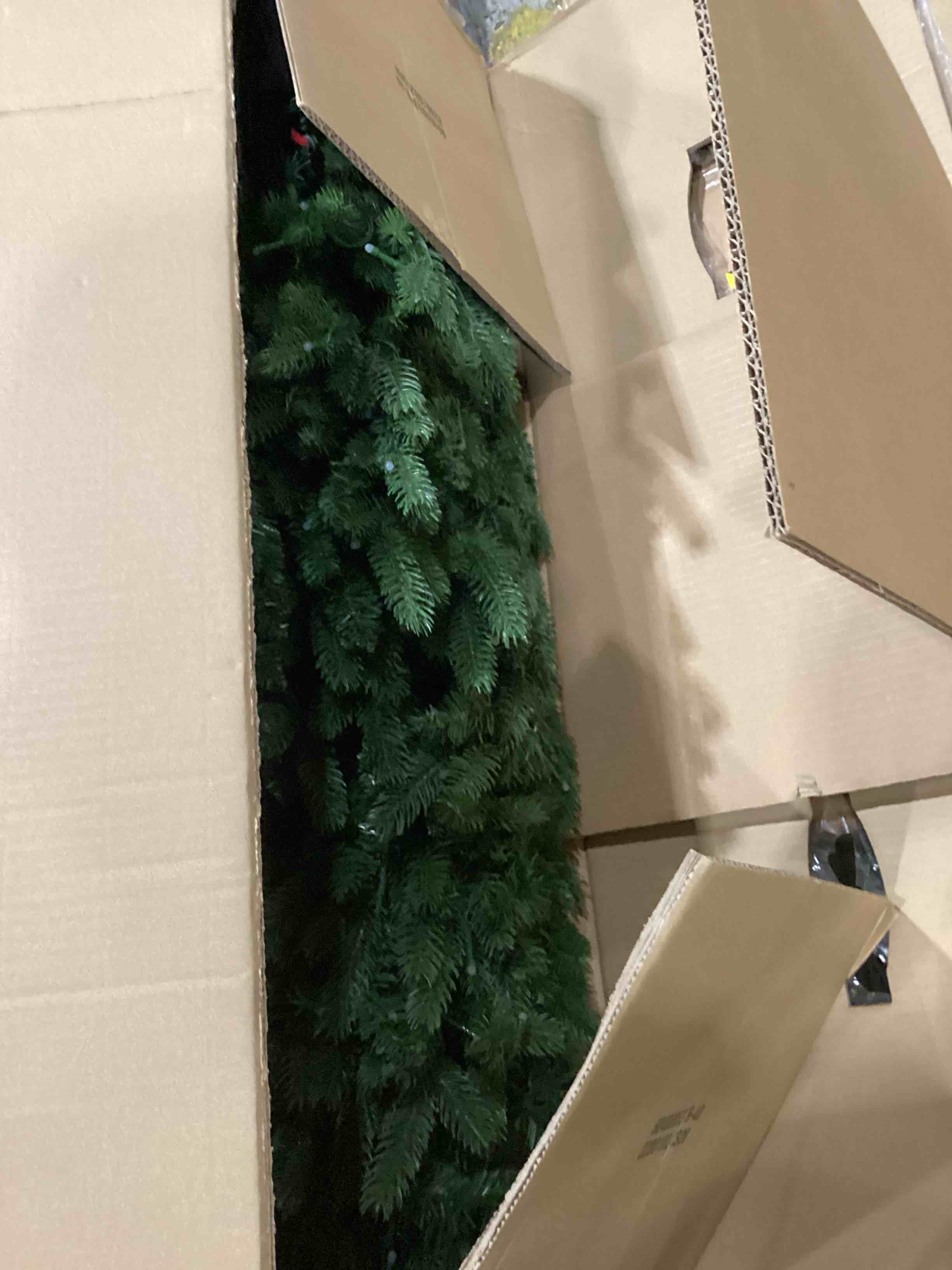 https://s3.amazonaws.com/lotting-images-prod/bidfta/PNK1601148_1742417634052.jpeg