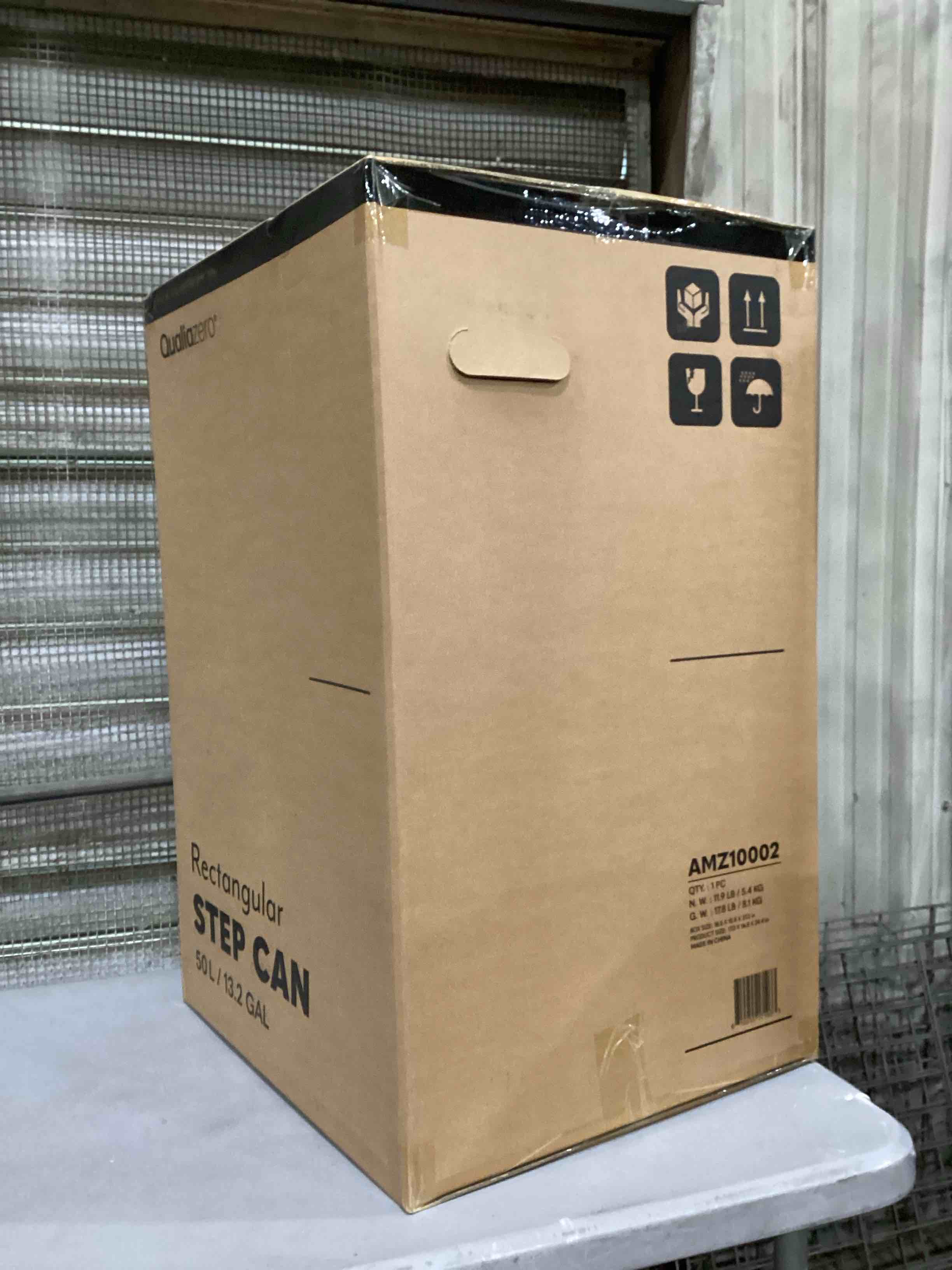 https://s3.amazonaws.com/lotting-images-prod/bidfta/PNK1602140_1747055968634.jpeg