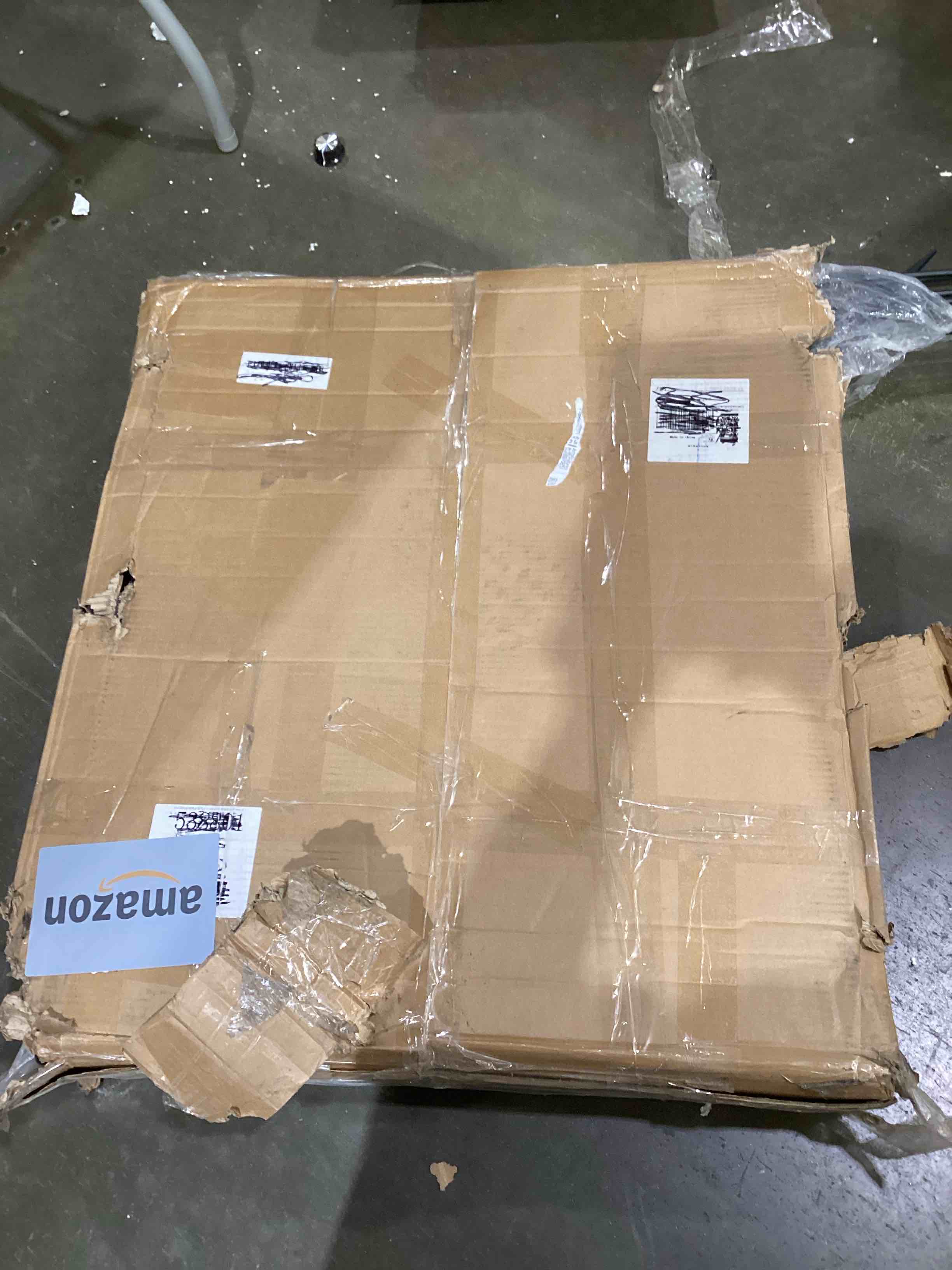 https://s3.amazonaws.com/lotting-images-prod/bidfta/PNK1603718_1741016454117.jpeg
