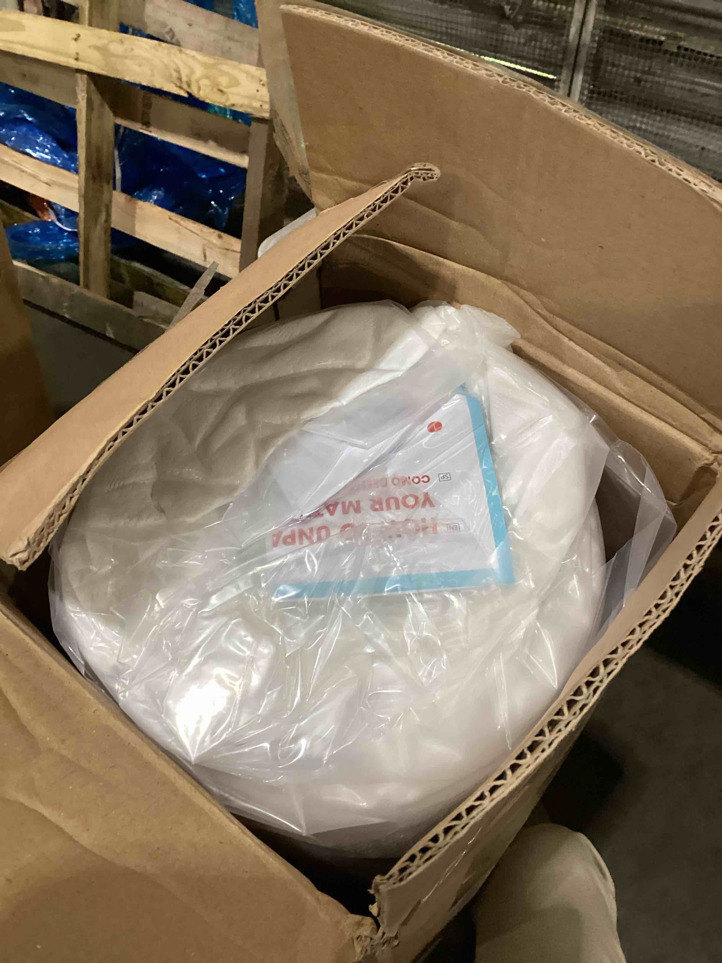 https://s3.amazonaws.com/lotting-images-prod/bidfta/PNK1605264_1743687731640.jpeg