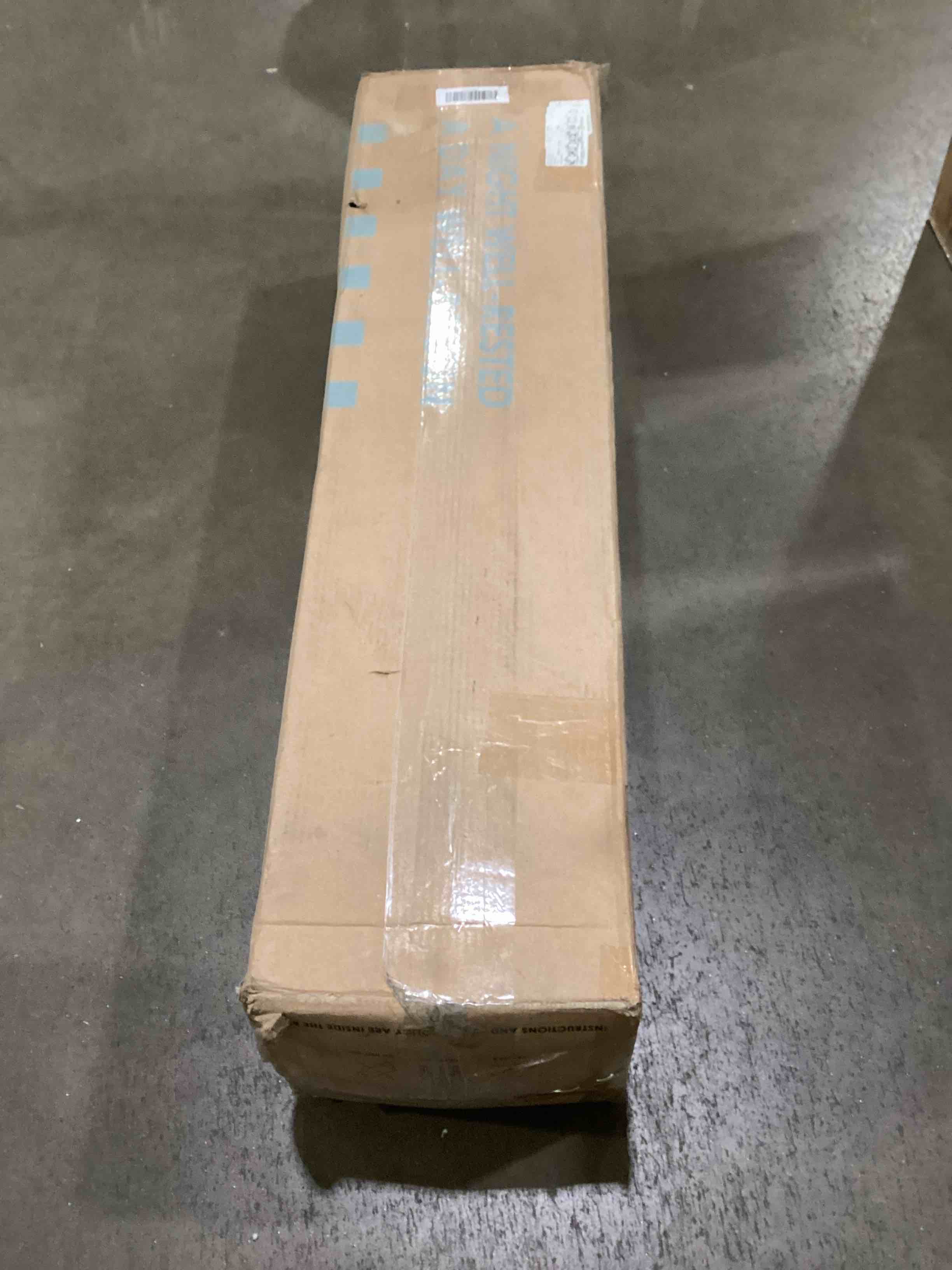 https://s3.amazonaws.com/lotting-images-prod/bidfta/PNK1605264_1743687789095.jpeg