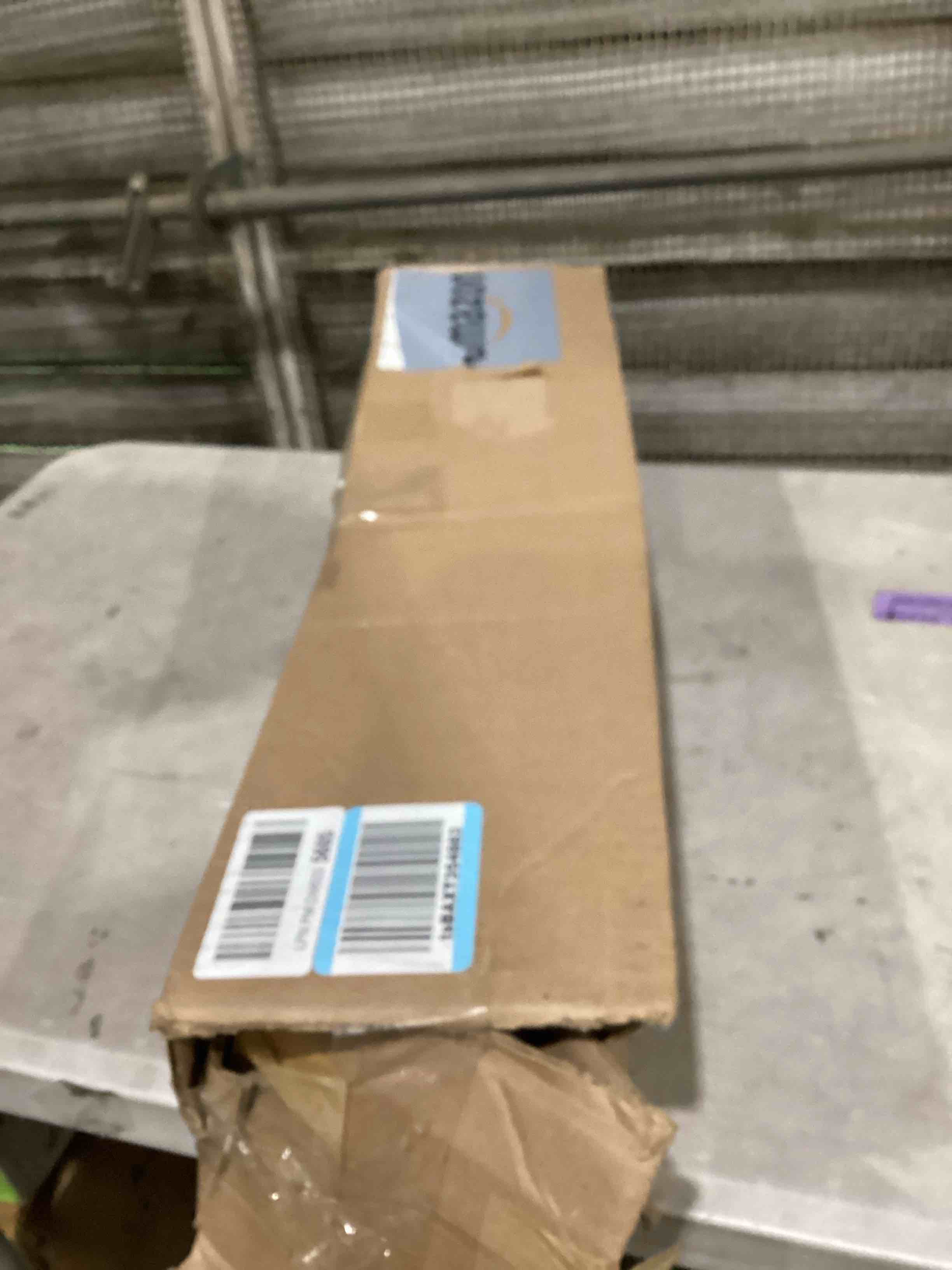 https://s3.amazonaws.com/lotting-images-prod/bidfta/PNK1605293_1743698052648.jpeg