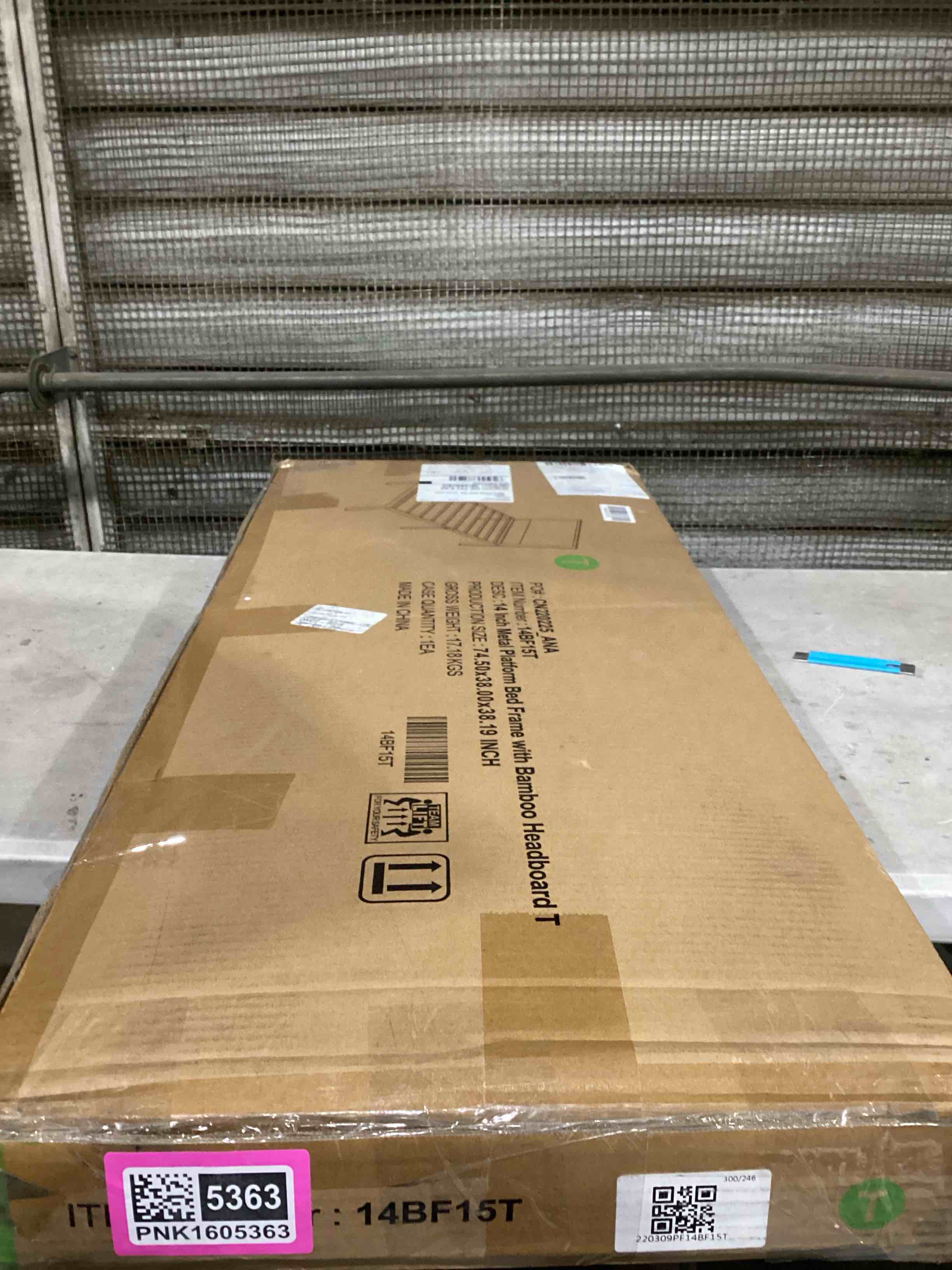 https://s3.amazonaws.com/lotting-images-prod/bidfta/PNK1605363_1743783427869.jpeg