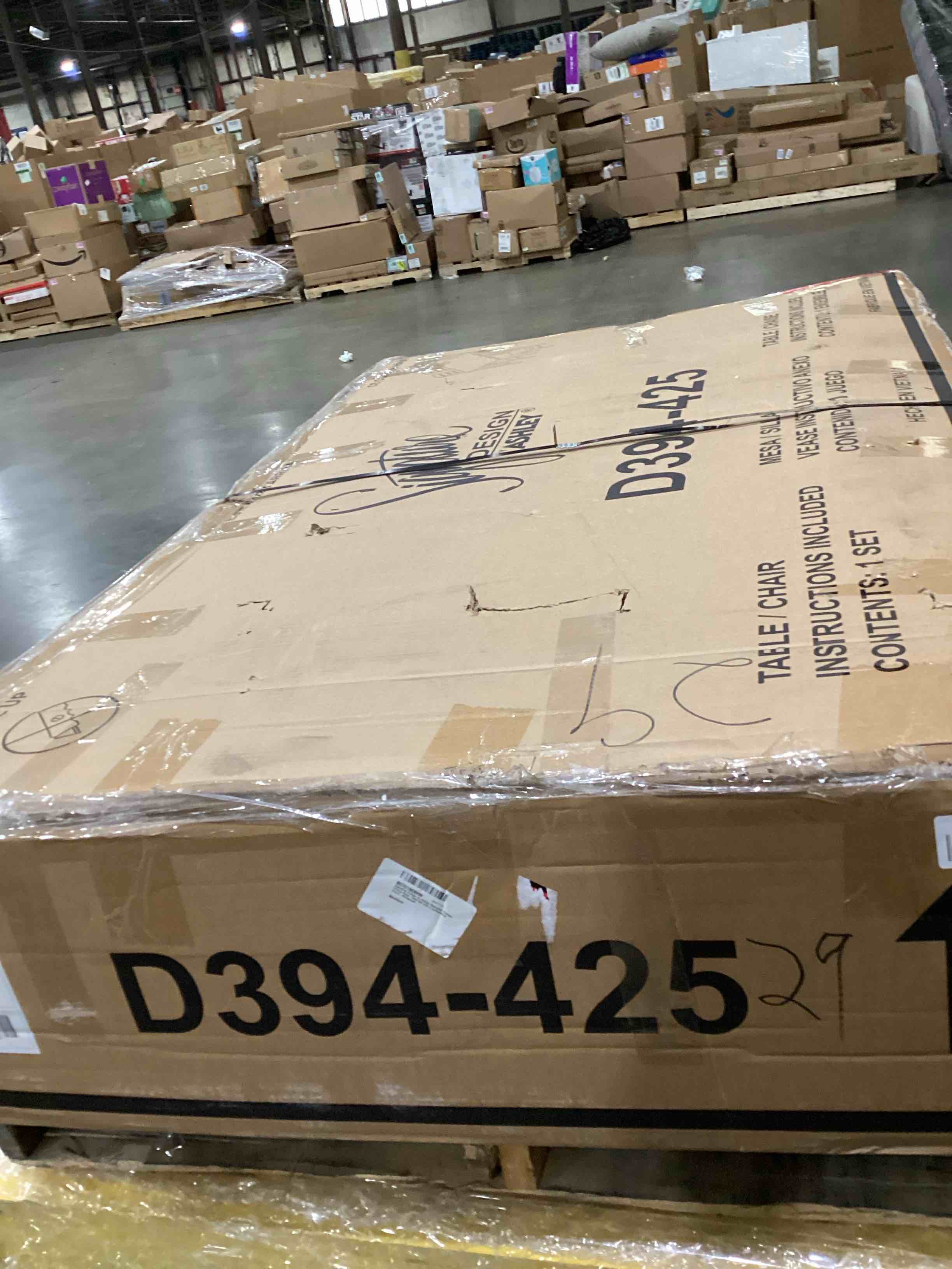 https://s3.amazonaws.com/lotting-images-prod/bidfta/PNK1605842_1744636356125.jpeg
