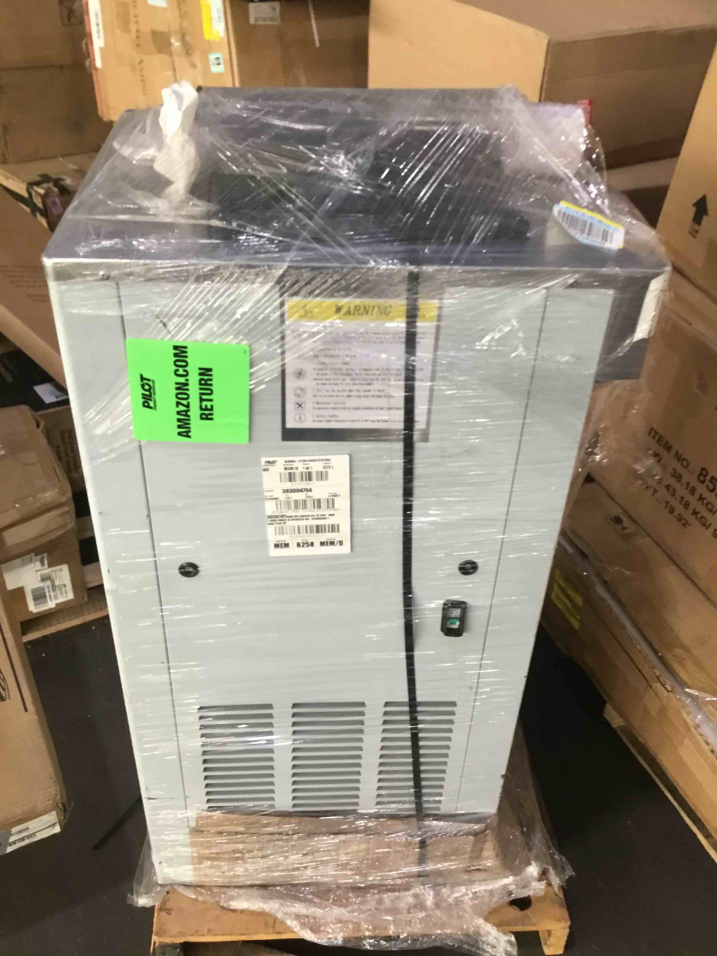 https://s3.amazonaws.com/lotting-images-prod/bidfta/PNK1606093_1752273753904.jpeg