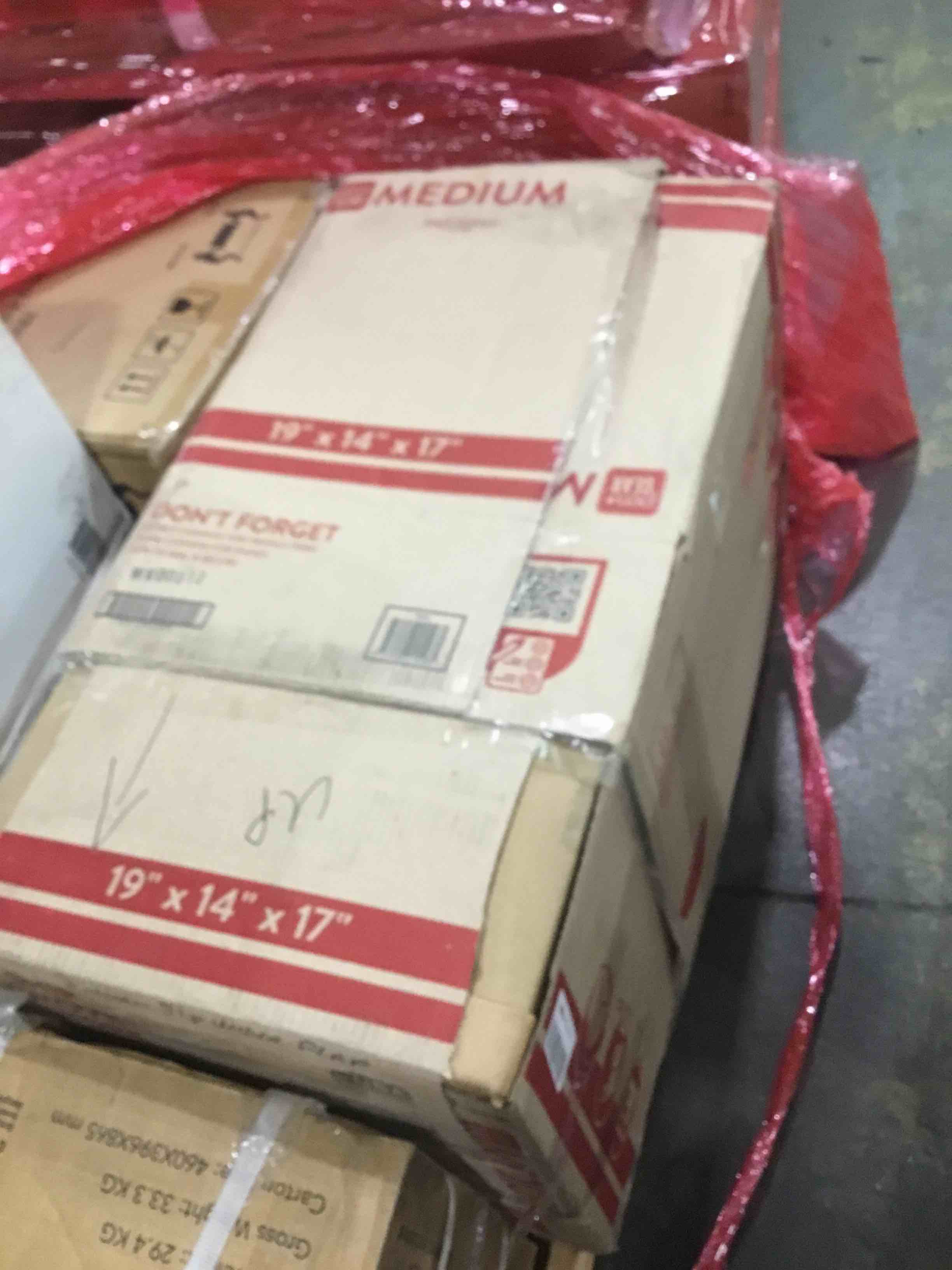 https://s3.amazonaws.com/lotting-images-prod/bidfta/PNK1606183_1752677942927.jpeg