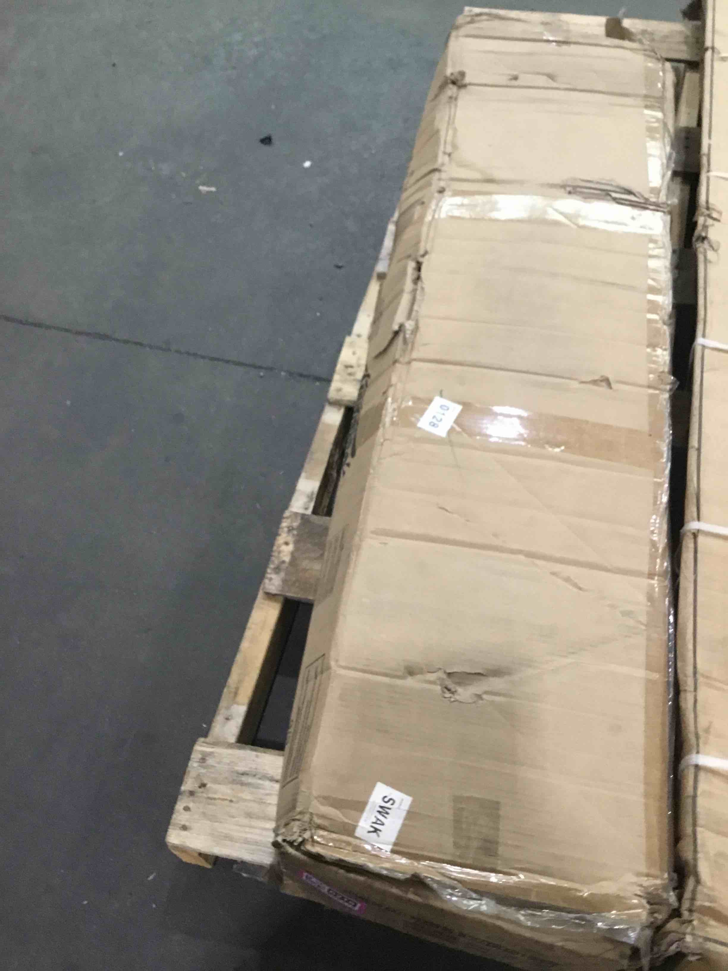 https://s3.amazonaws.com/lotting-images-prod/bidfta/PNK1606218_1752687806092.jpeg