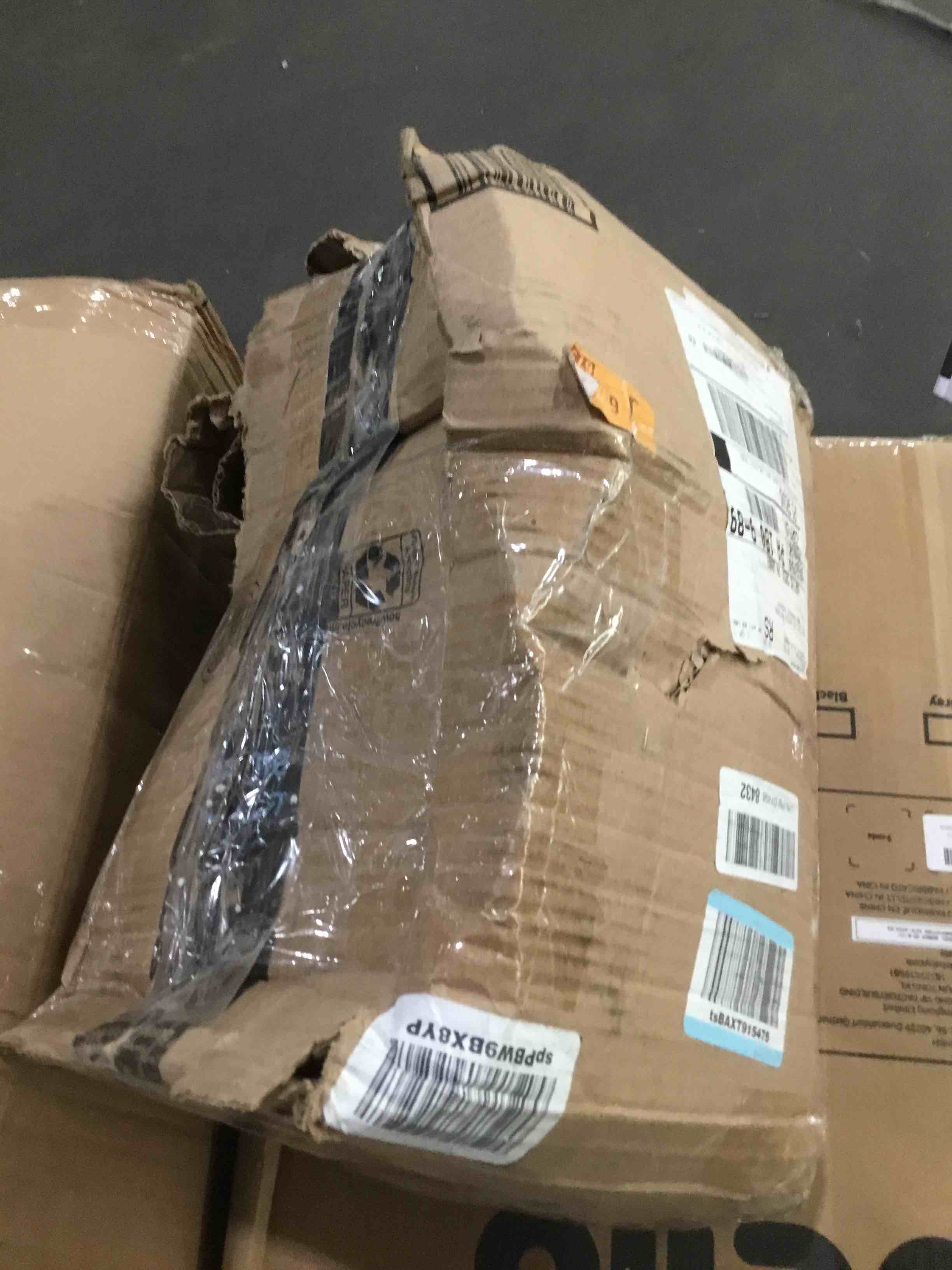 https://s3.amazonaws.com/lotting-images-prod/bidfta/PNK1606219_1752688236427.jpeg